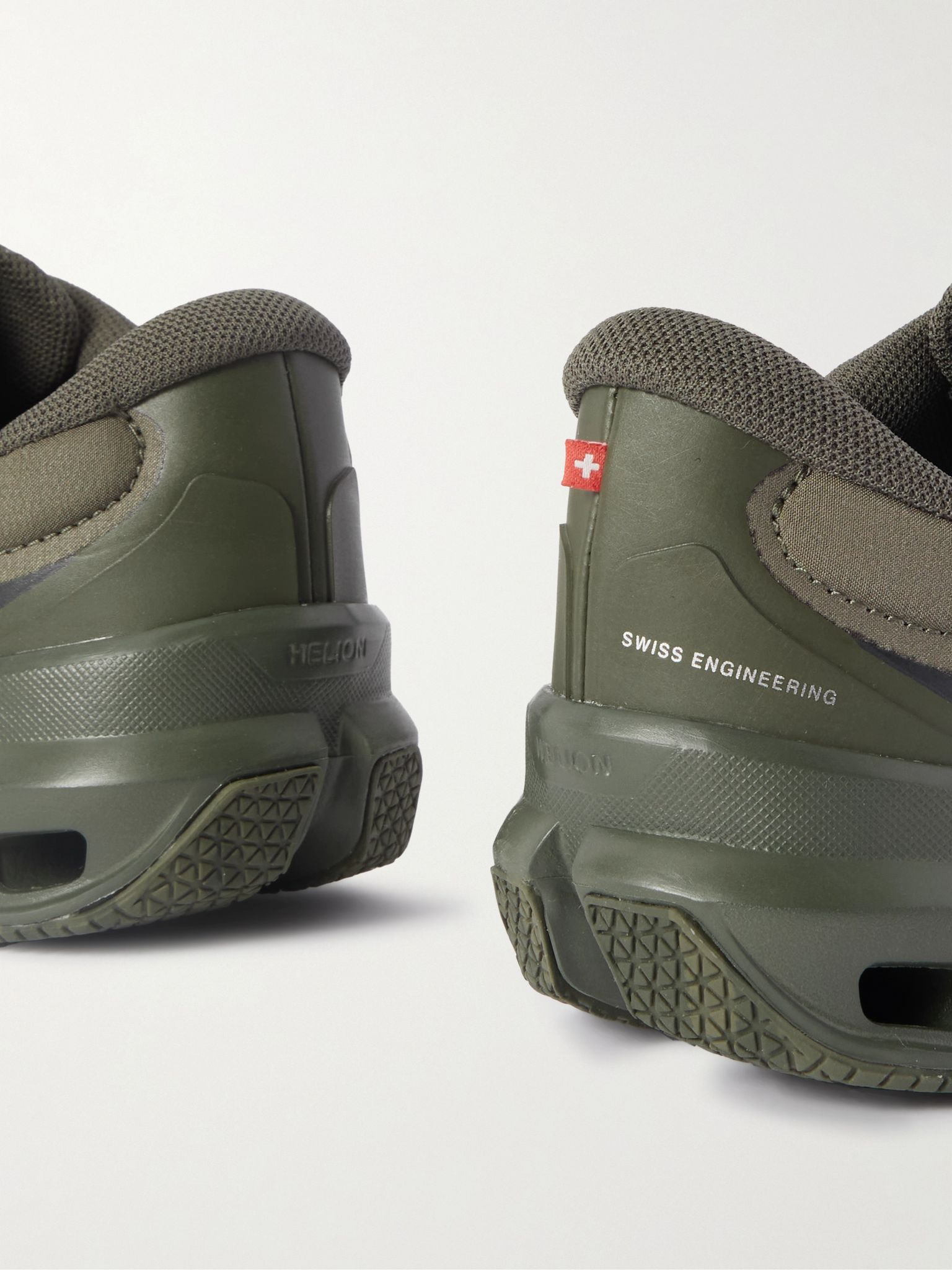 + ON Cloudventure 2.0 Rubber-Trimmed Mesh Sneakers Green - 5