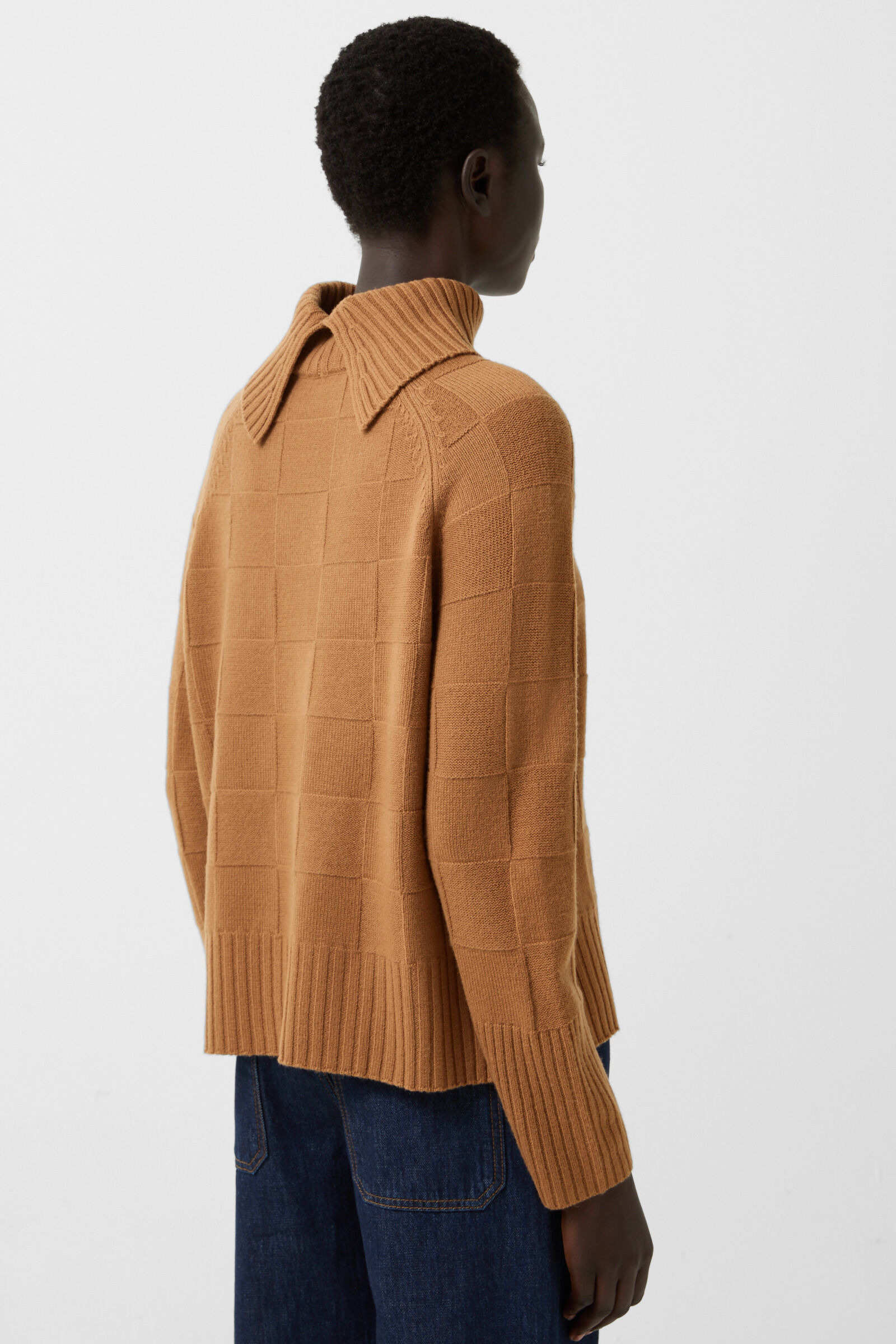 Lake turtleneck pullover in Camel - 3