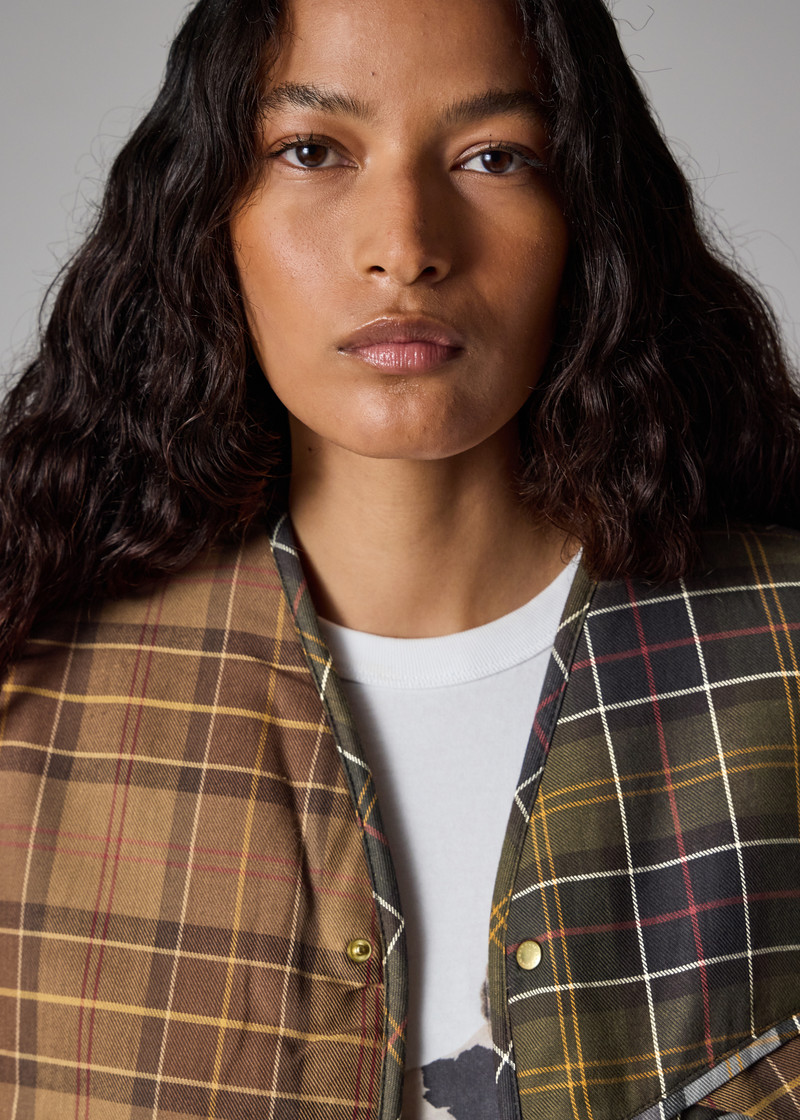 Paul Smith loves Barbour - Mixed Tartan Warm Pile Liner 17