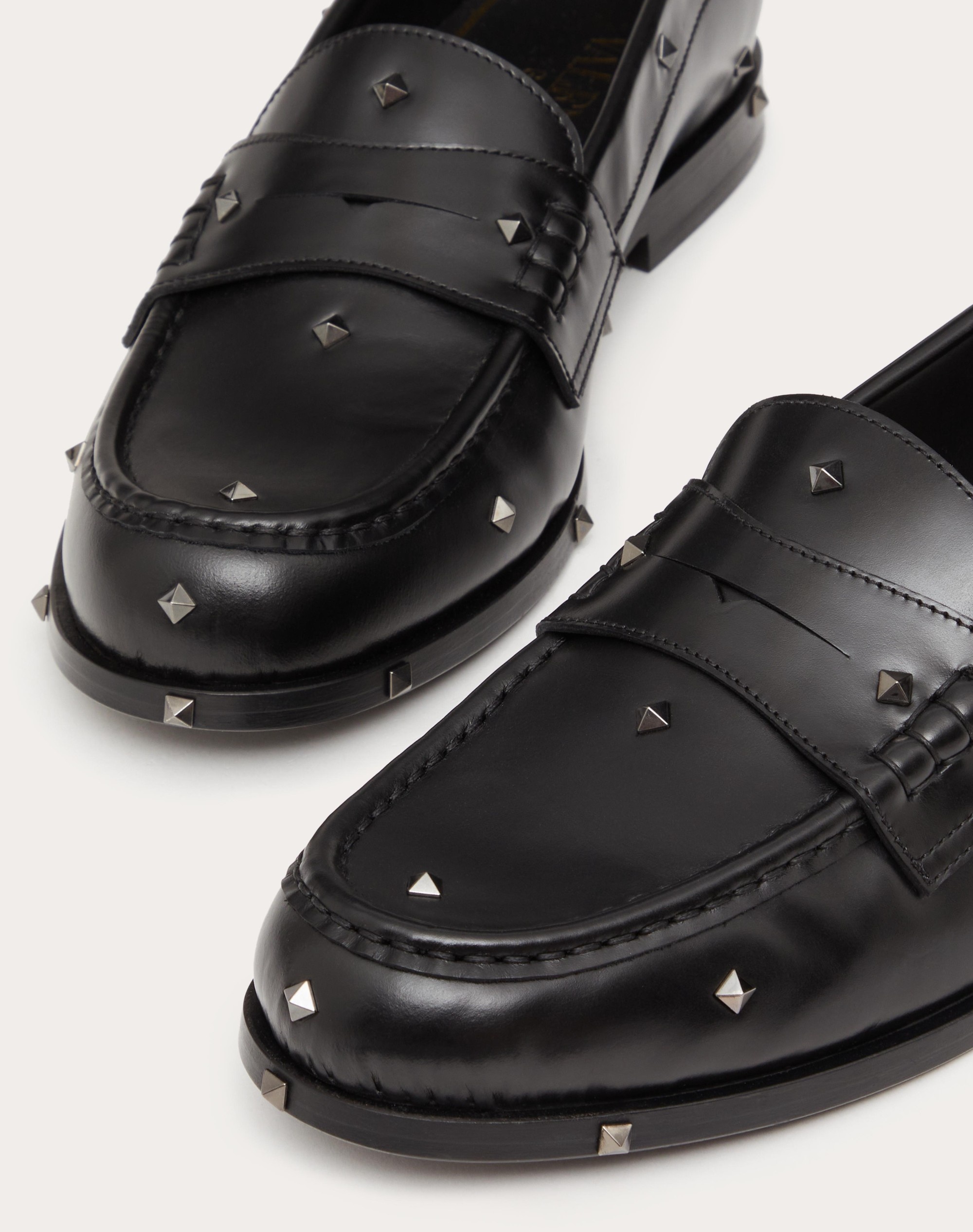 ARISTOPUNK STUD CALFSKIN LOAFER - 5