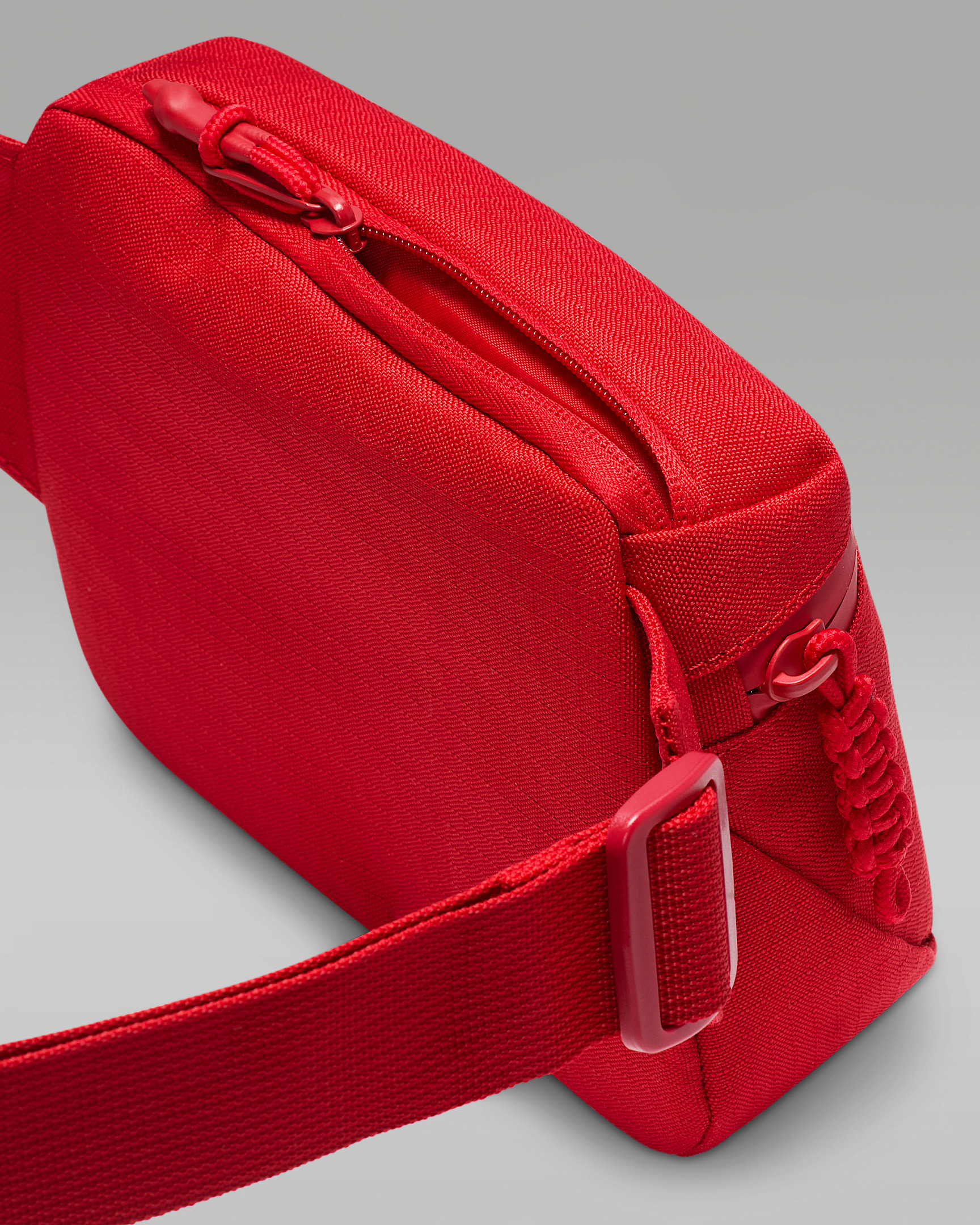 Jordan Franchise Crossbody Bag (2L) - 5