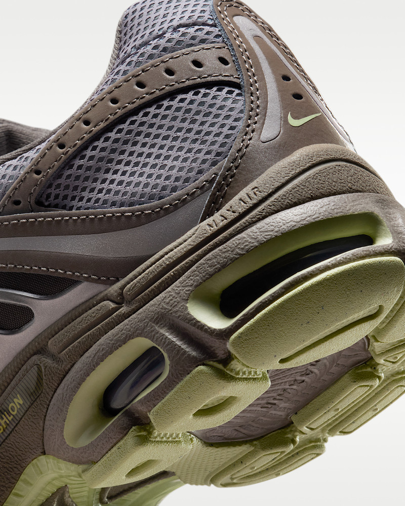 Nike Air Max Moto 2K Women's Shoes 8