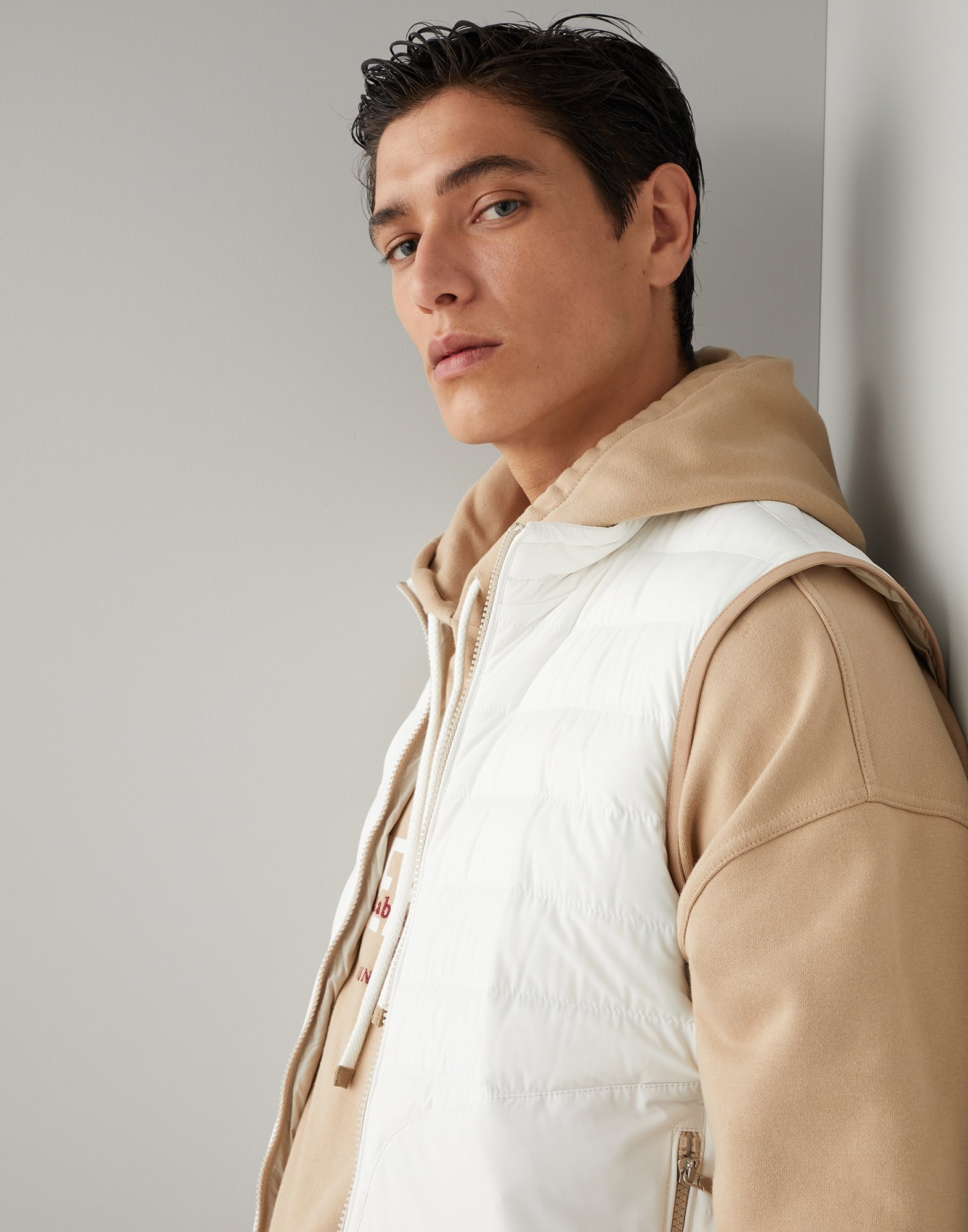 Bonded nylon lightweight down vest - 3