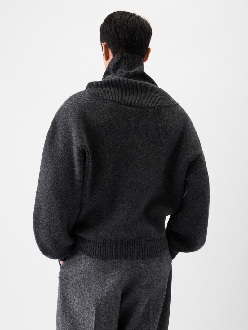 The Pallone knit 4