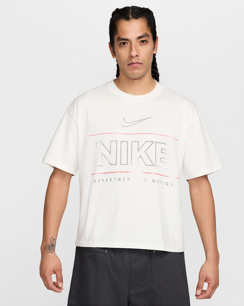 Nike Sportswear Men's T-Shirt 1