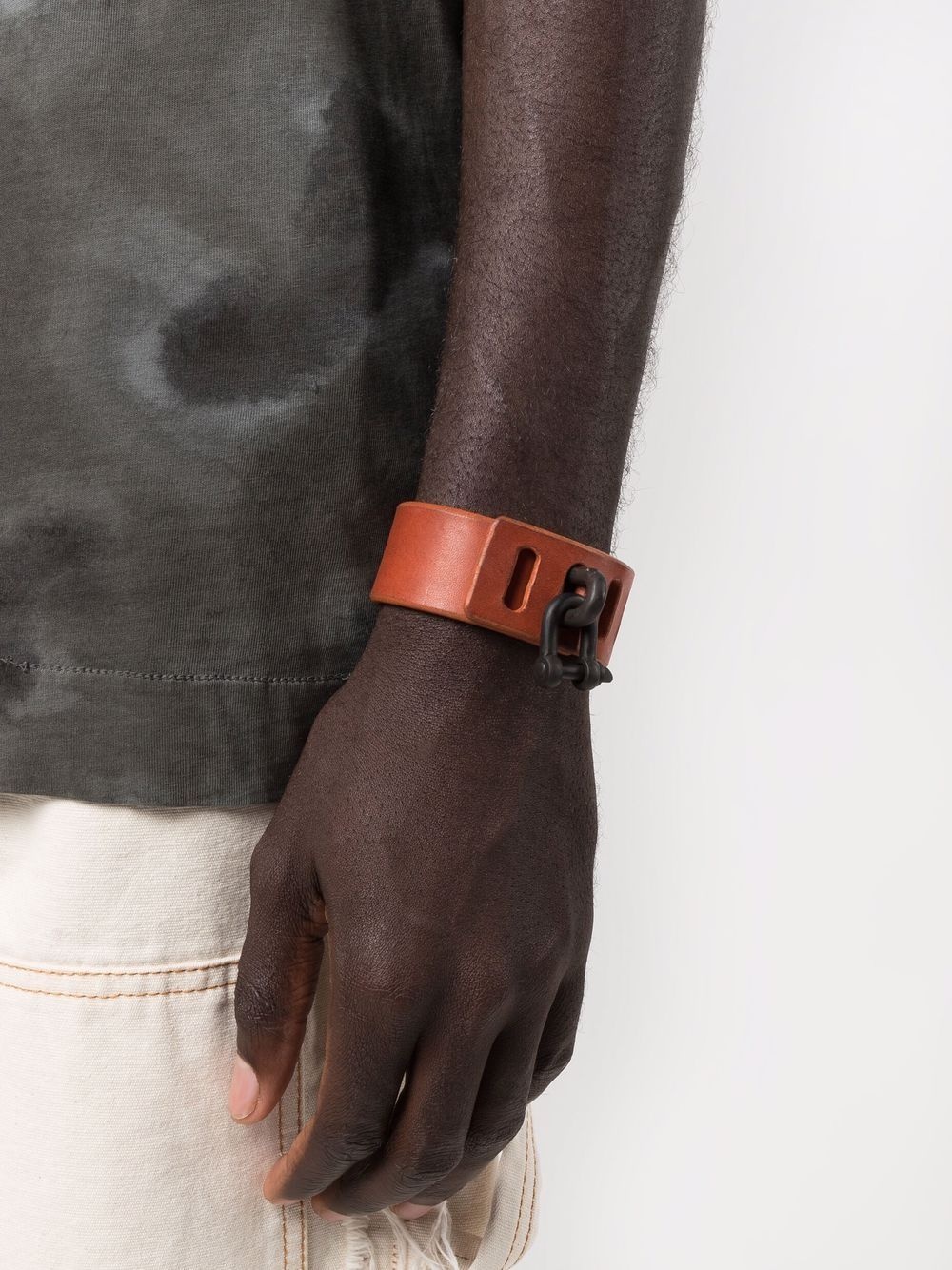 Parts of Four Restraint-charm leather bracelet | REVERSIBLE