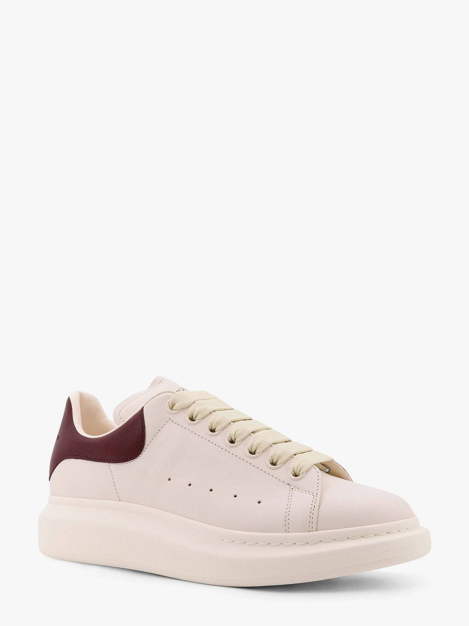 Alexander Mcqueen Oversize Leather Sneakers With Back Contrasting Patch - 2