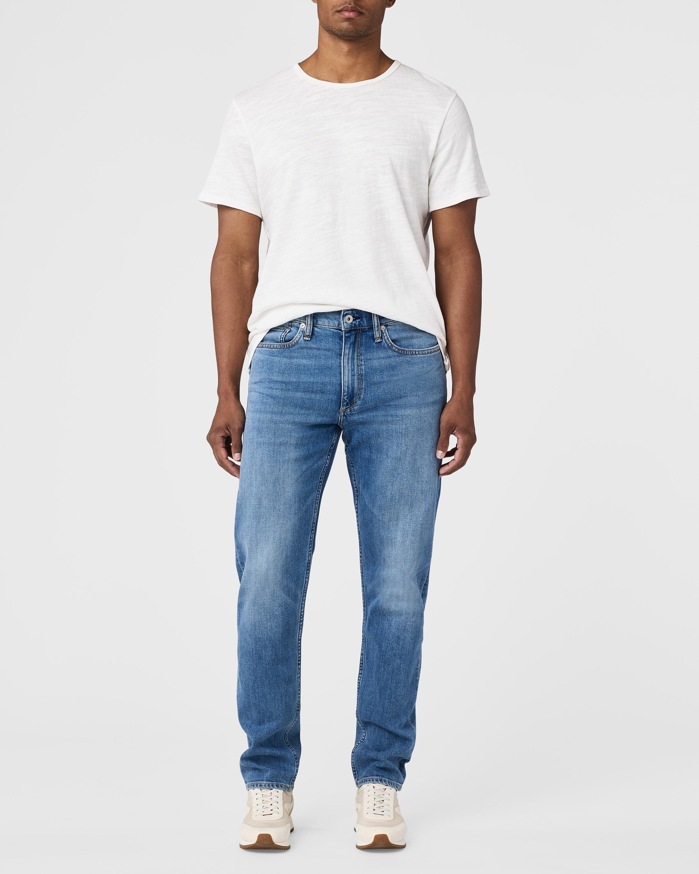 Fit 2 - Hector
Slim Fit Authentic Stretch Mid Indigo Jean - 1
