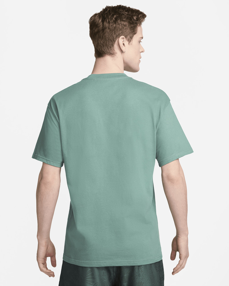 Nike Nike Men's Max90 Basketball T-Shirt outlook