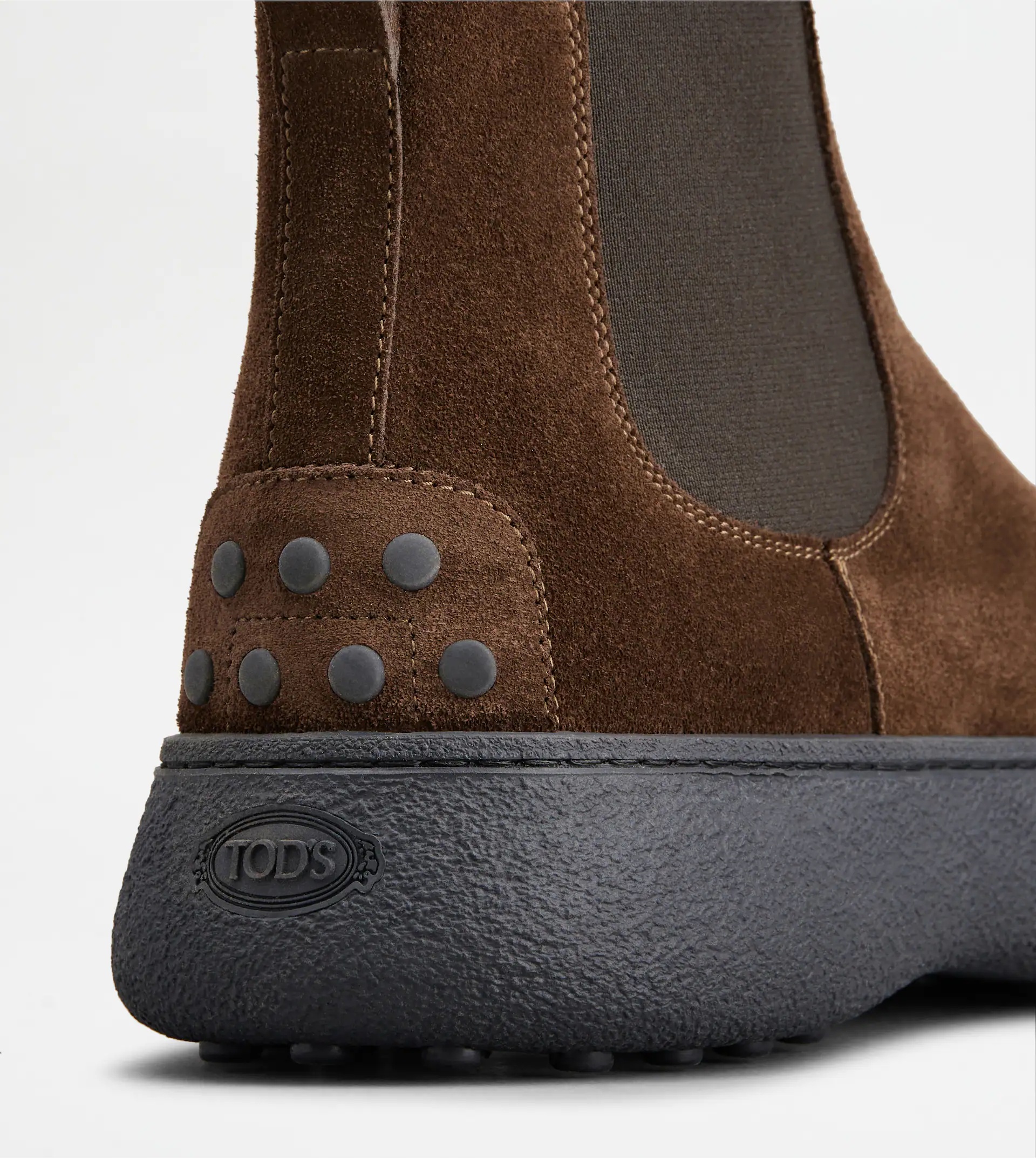 TOD'S W. G. CHELSEA BOOTS IN SUEDE - BROWN - 6