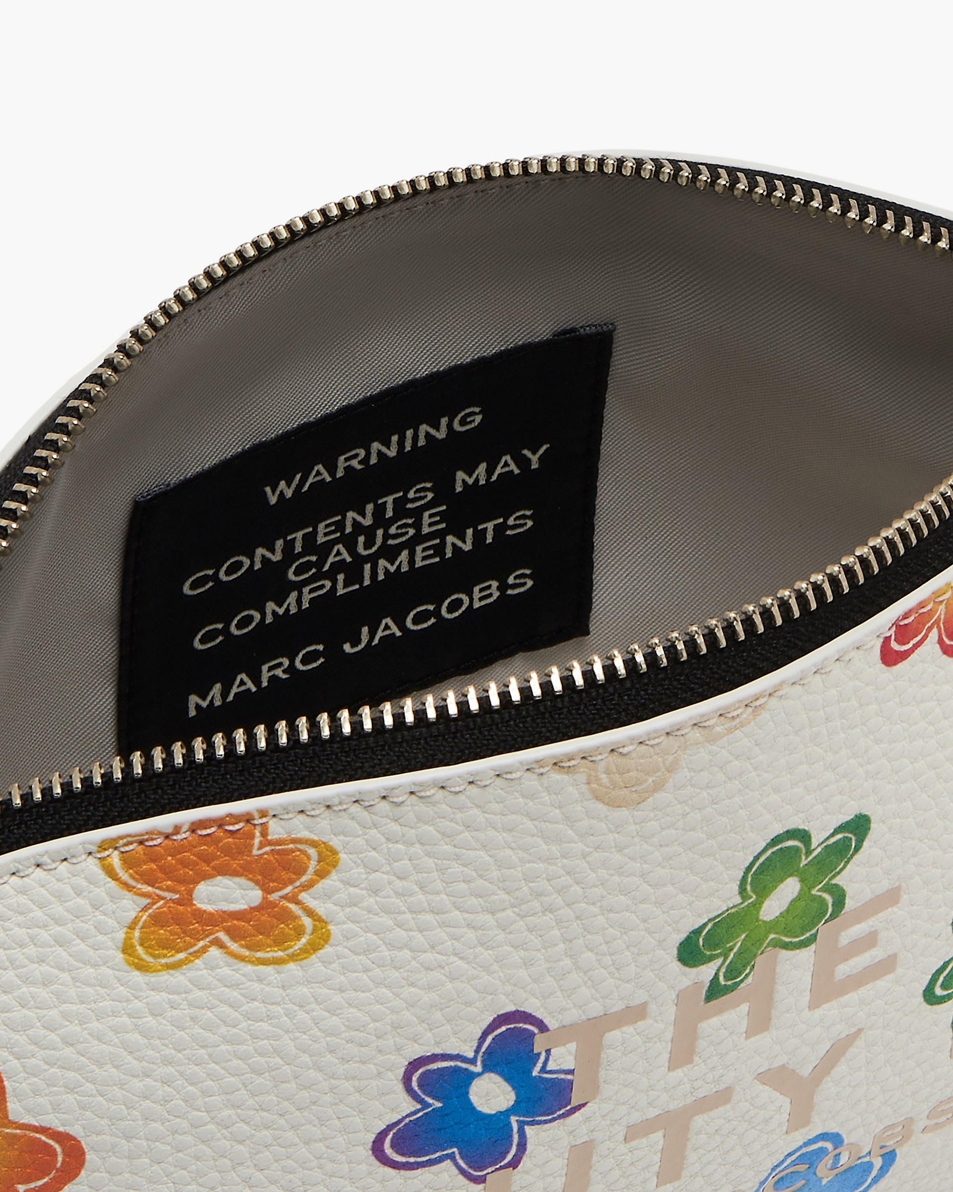 THE WILD DAISY BEAUTY BAG - 2