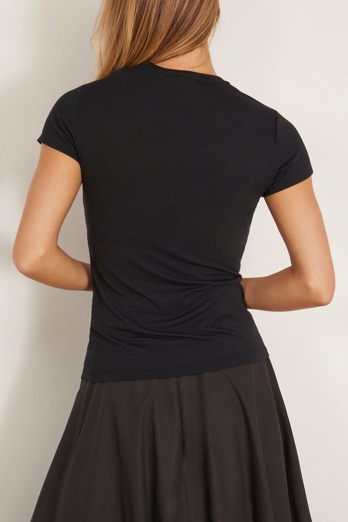 Chic Comfort Shirt in Pure Black - 4