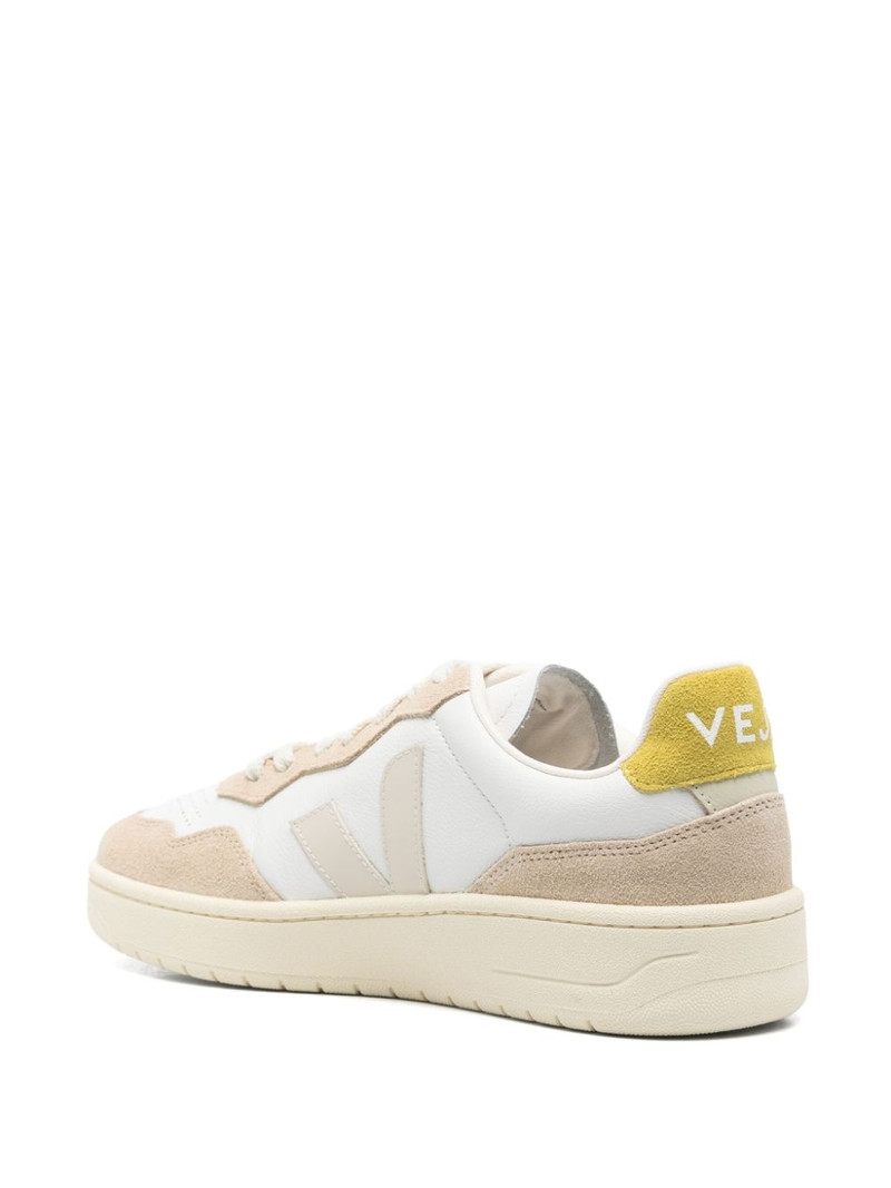 V-90 sneakers 3