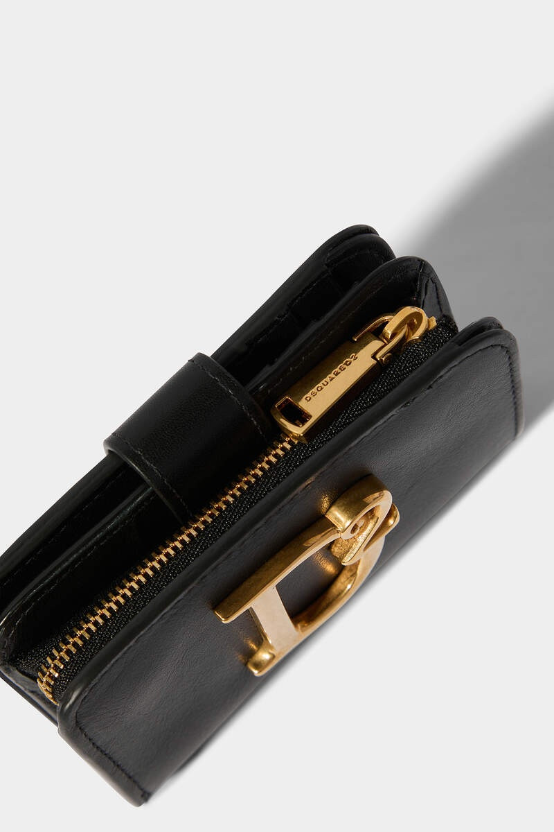 D2 STATEMENT WALLET 4
