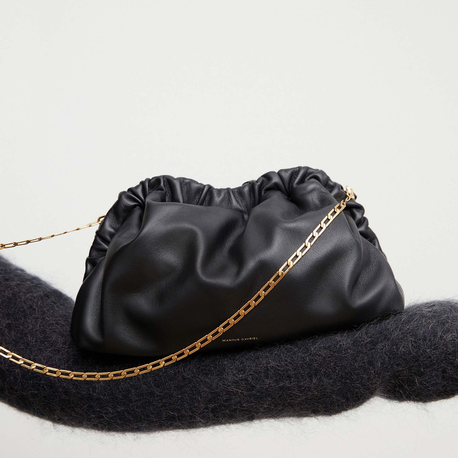 CHAIN MINI CLOUD CLUTCH - 2