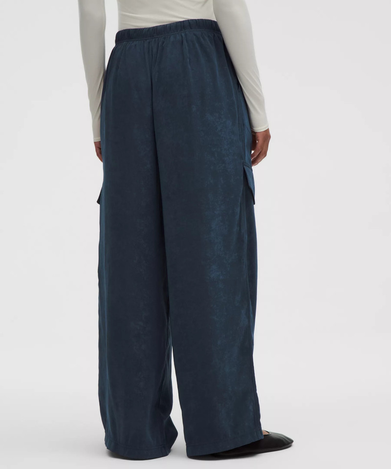 Matte Satin Relaxed-Fit Mid-Rise Cargo Pant 3