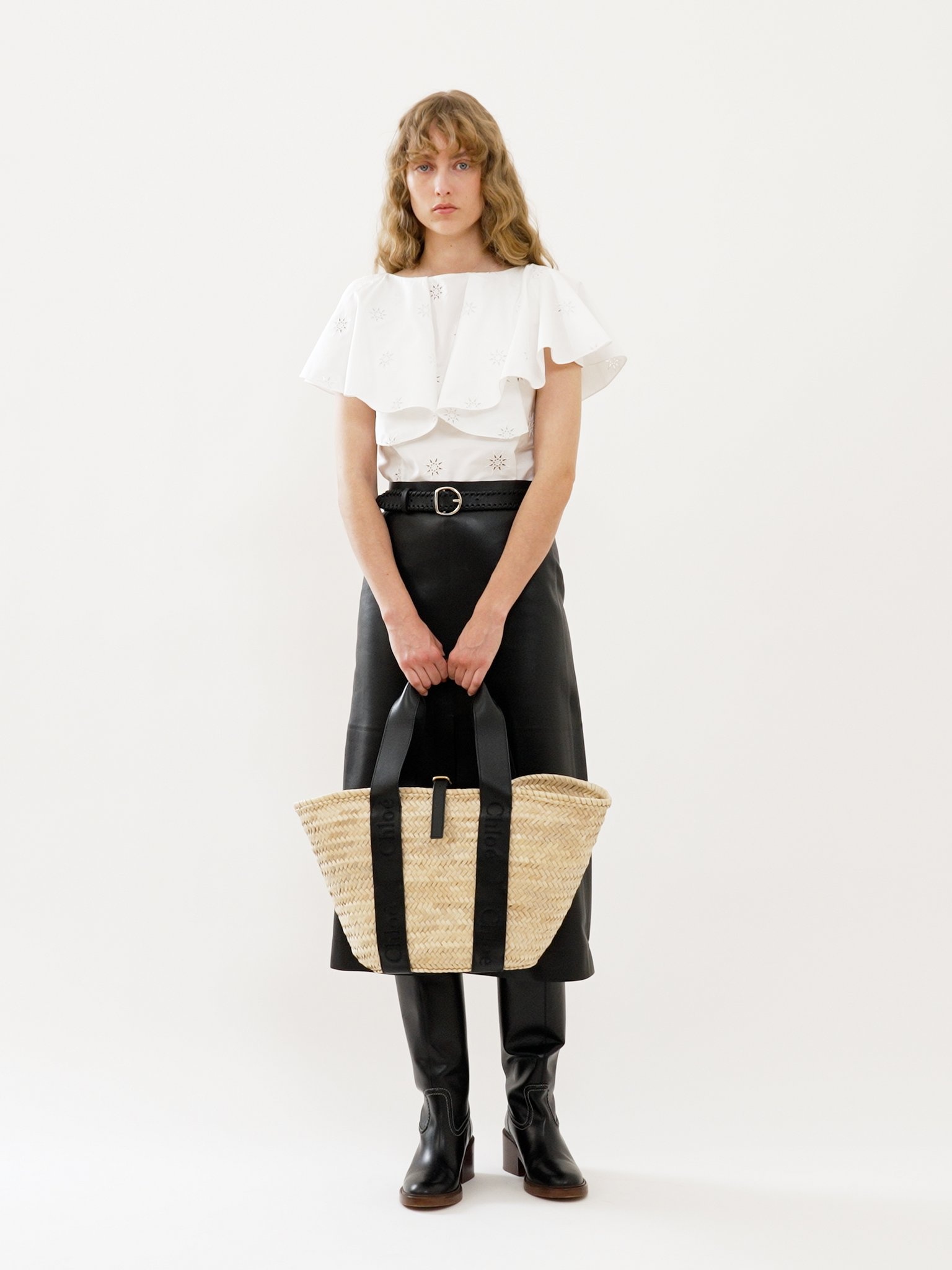 【送料無料/関税込】*Chloe* Sense Medium Basket Chloé CHLOÉ SENSE MEDIUM BASKET | REVERSIBLE