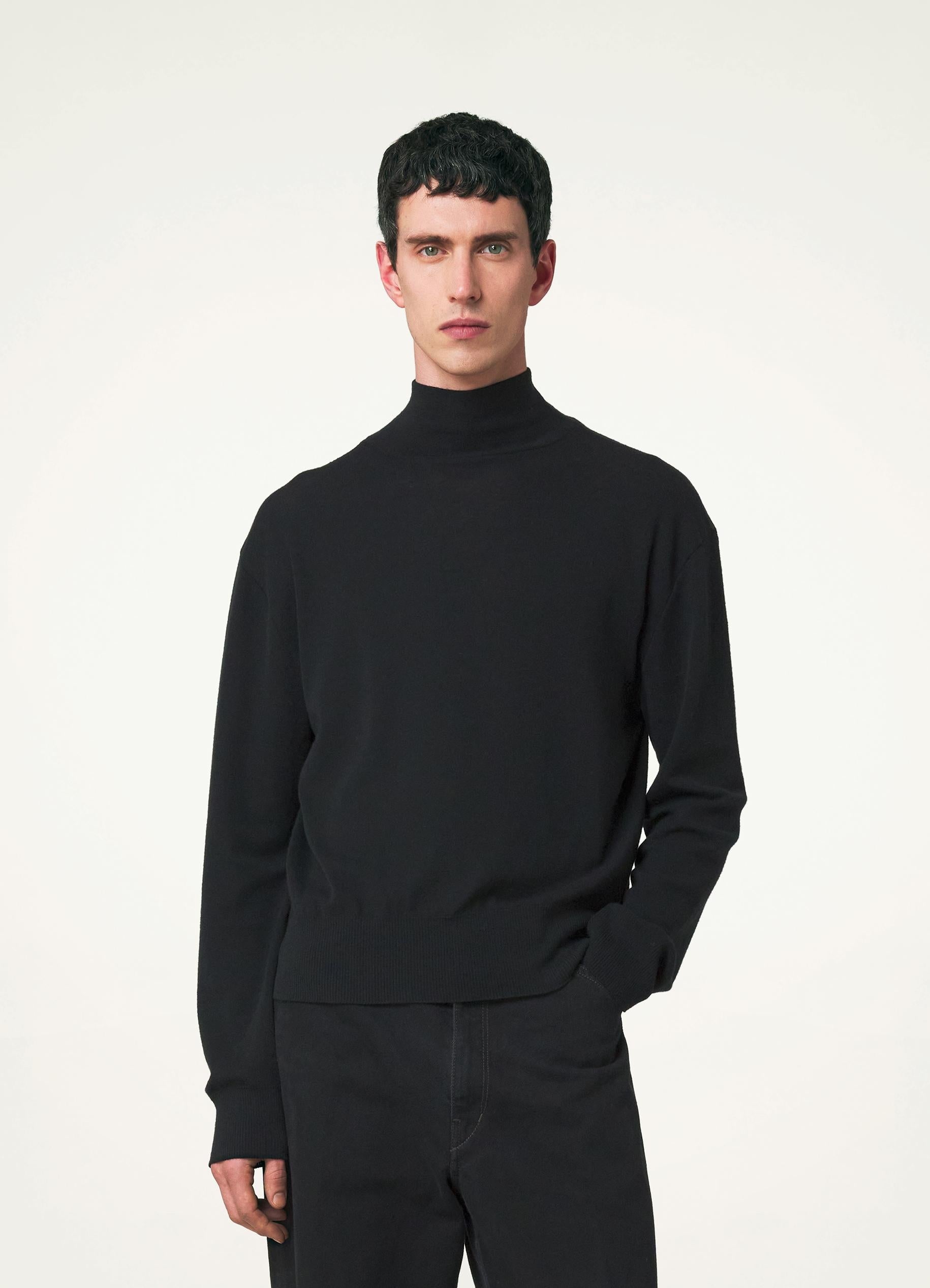 SEAMLESS TURTLENECK SWEATER - 4