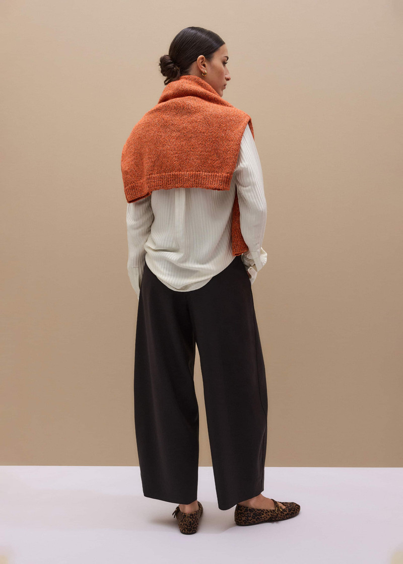Barrel-Leg Pant 3