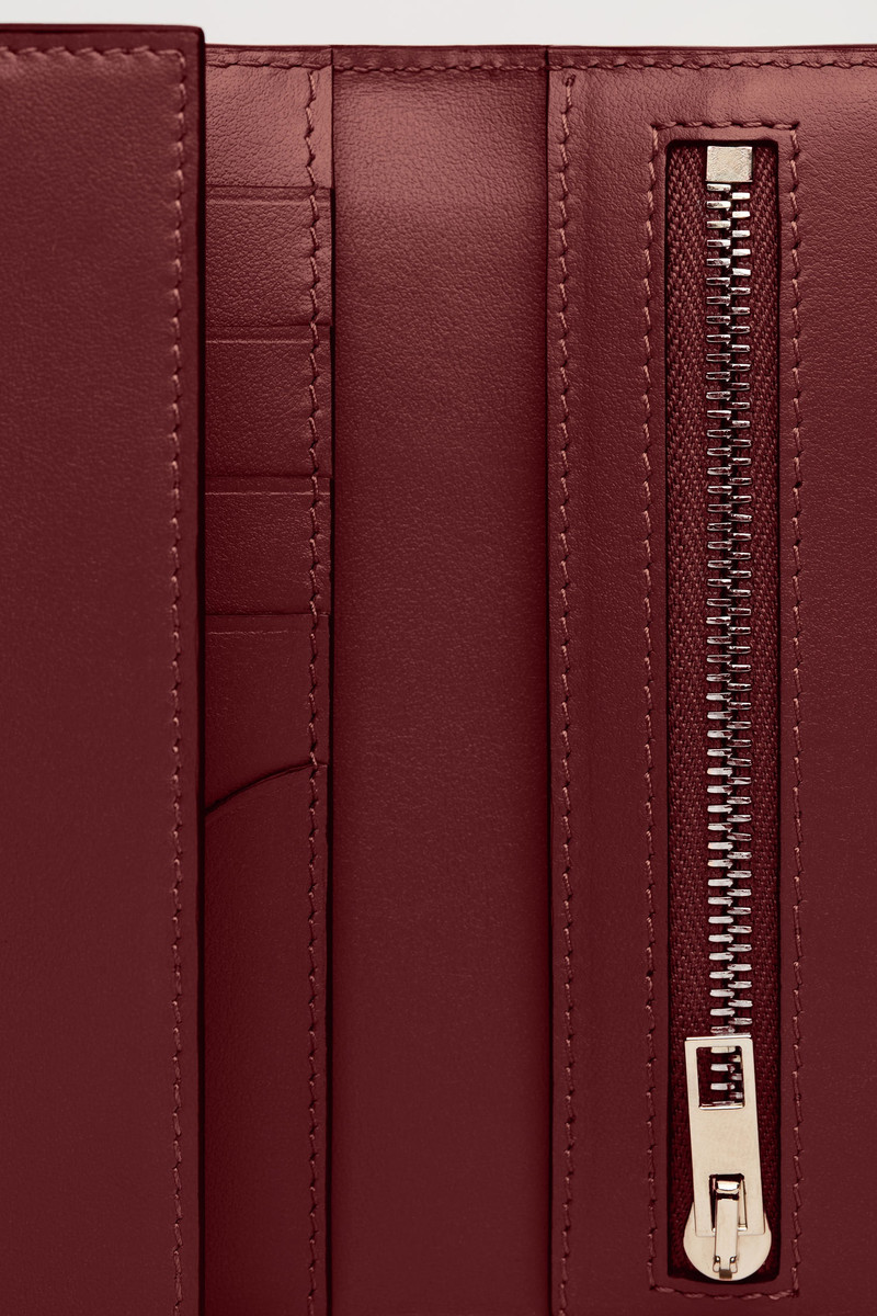 Trifold zip wallet burgundy 5