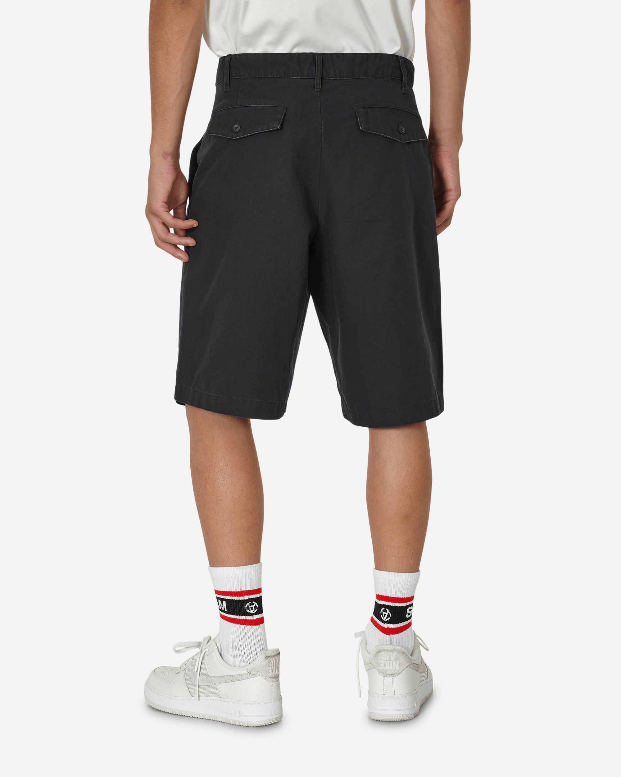 Pleated Chino Shorts Black - 3