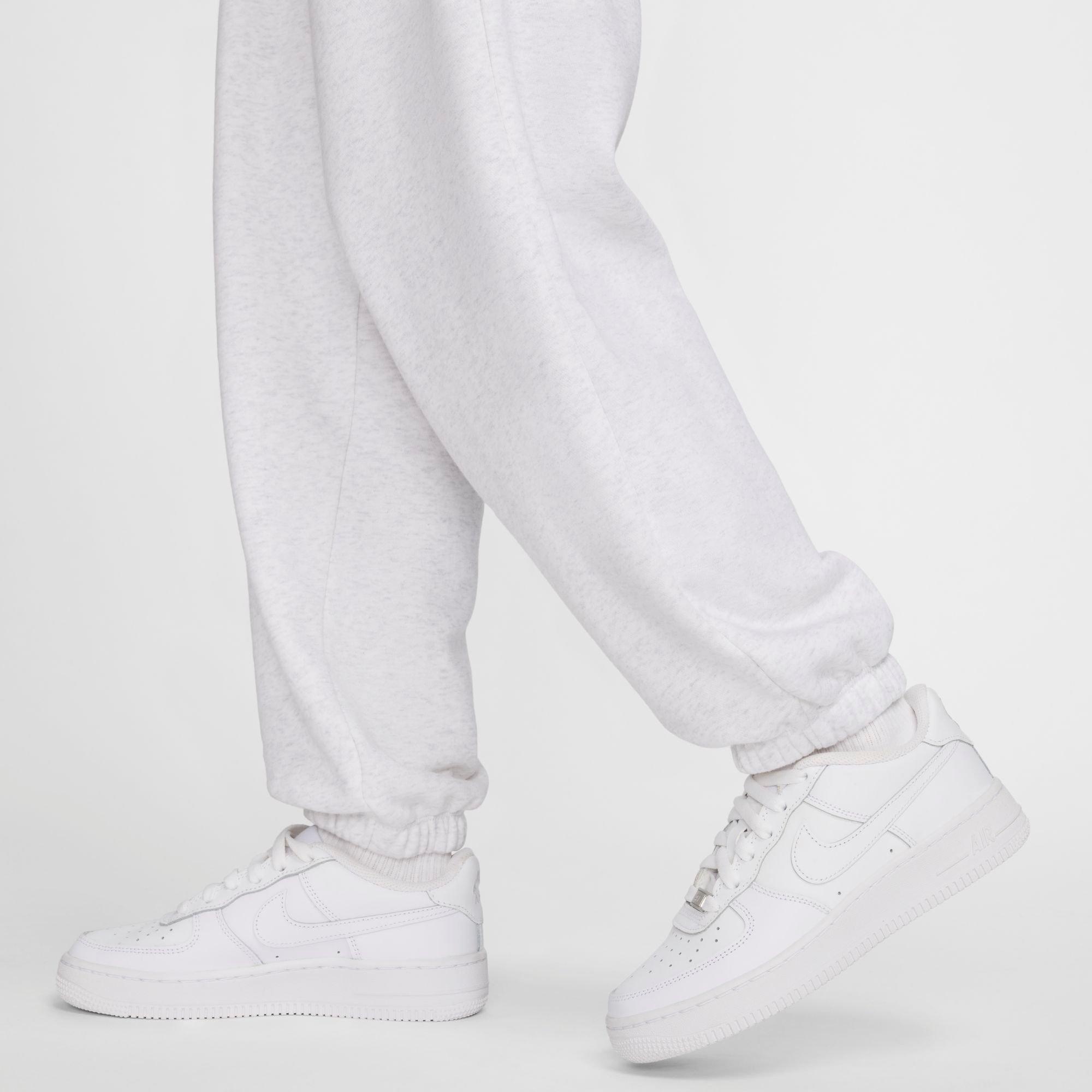 WOMEN'S NIKE SPORTSWEAR CLUB FLEECE MID-RISE OVERSIZED SWEATPANTS - 5