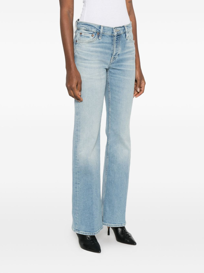 button-fastening jeans 3