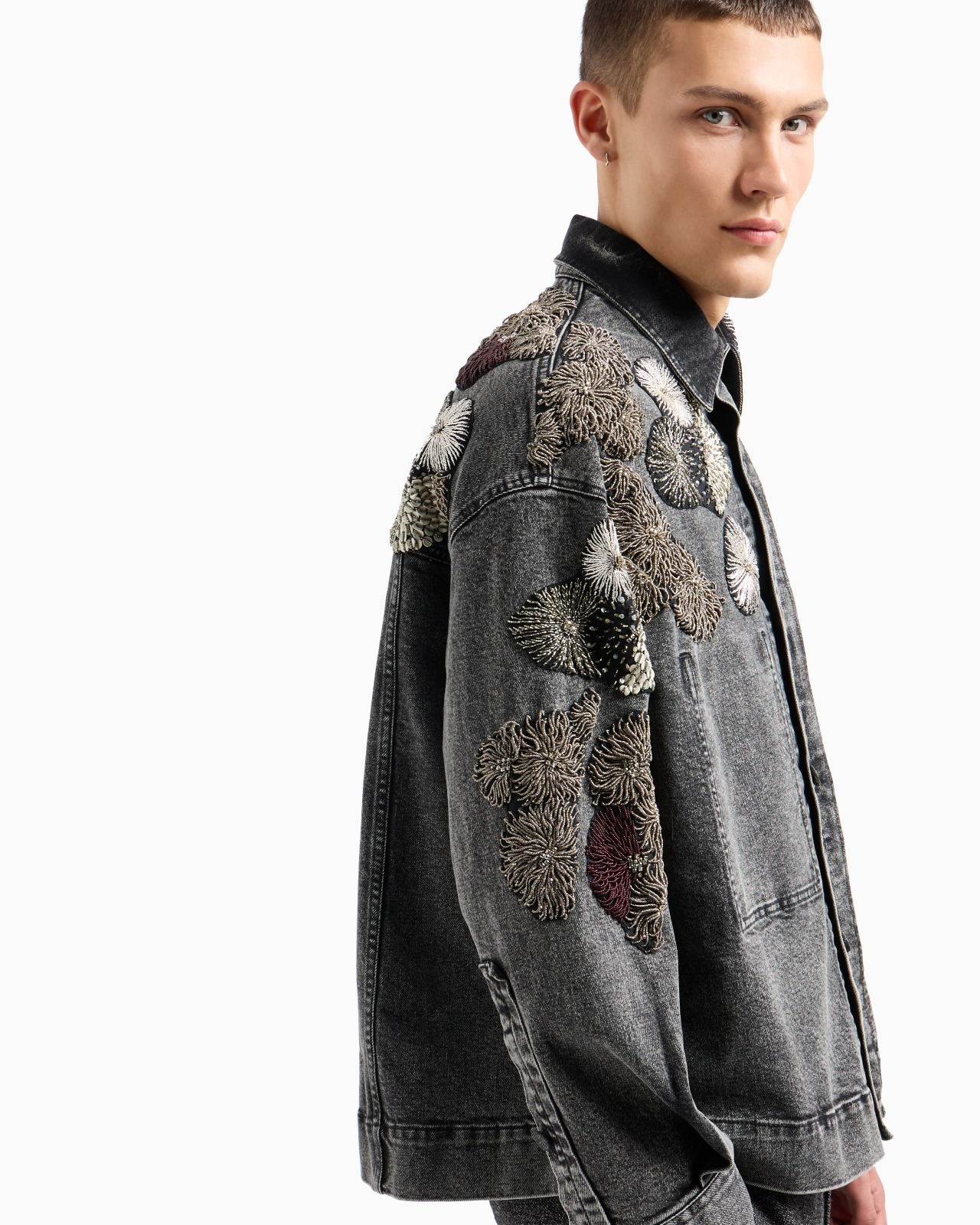 GARMENT-TREATED DENIM JACKET WITH METALLIC NAUTICAL EMBROIDERY - 5