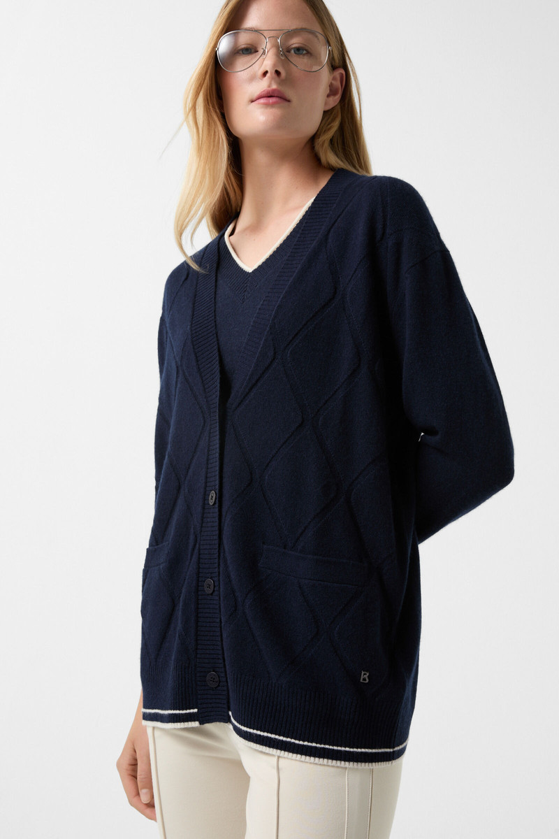 Cardigan Cherry in Navy blue 4