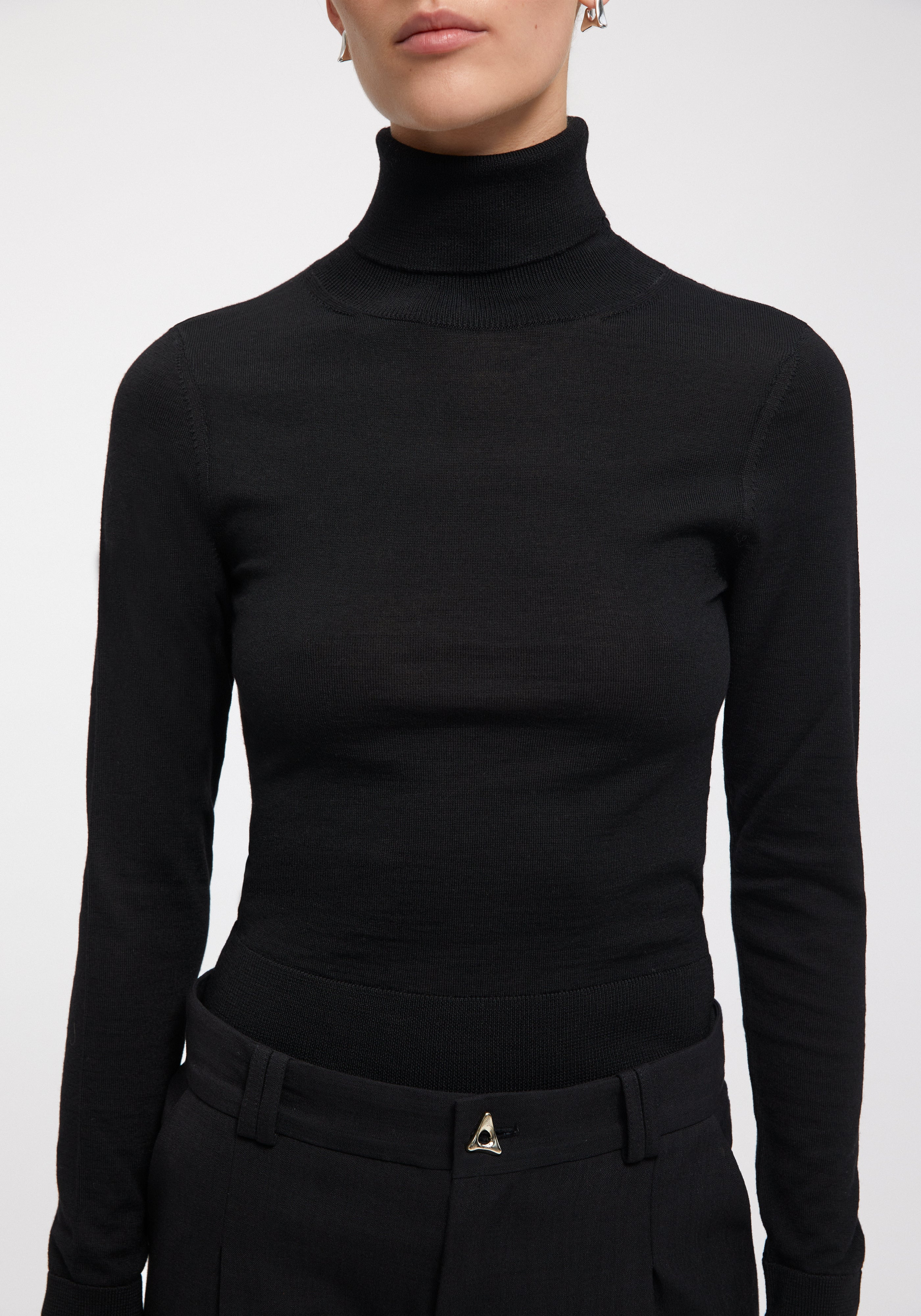 TENDER
Merino wool turtleneck - 2