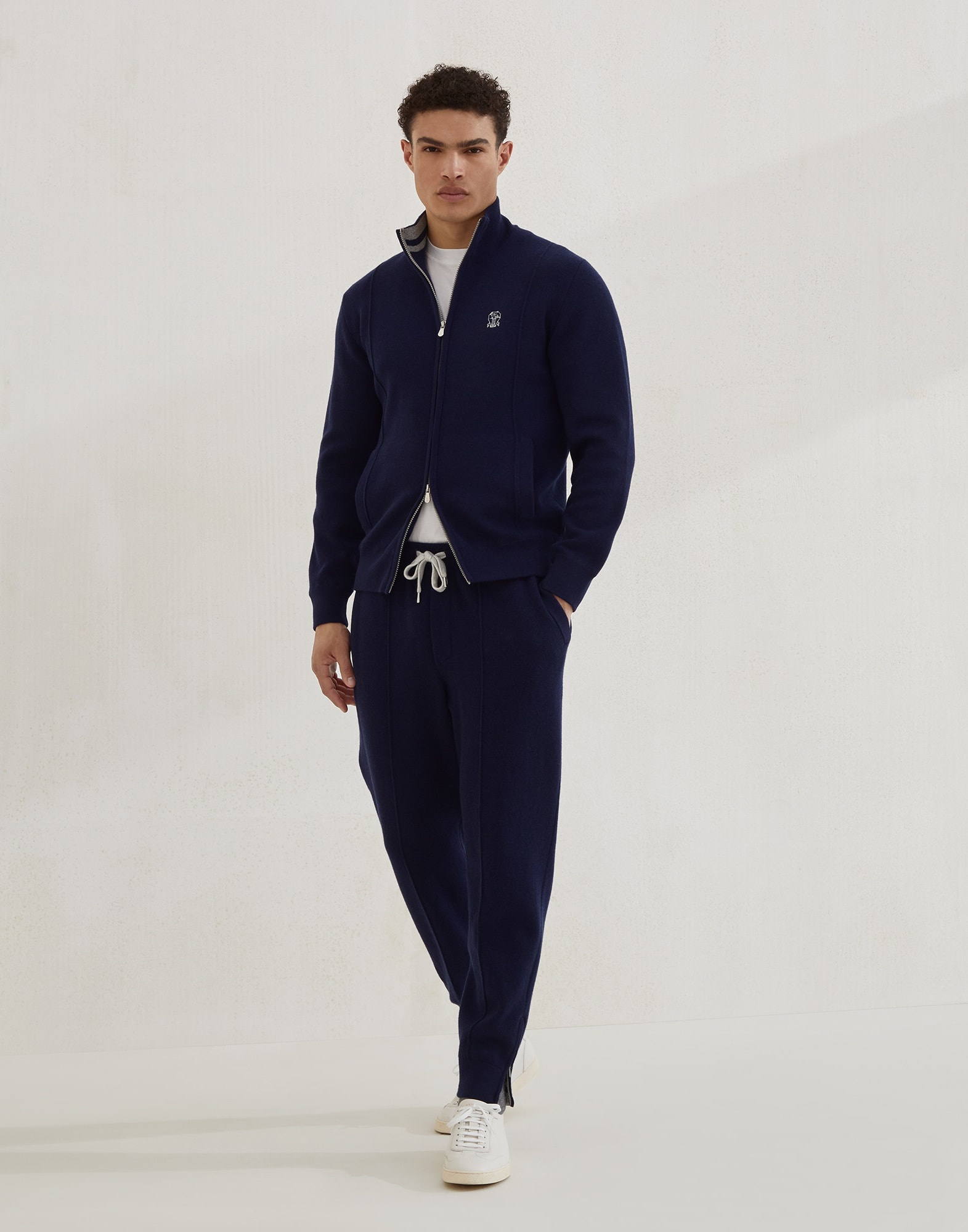 Cashmere double knit cardigan with zipper and logo - 5