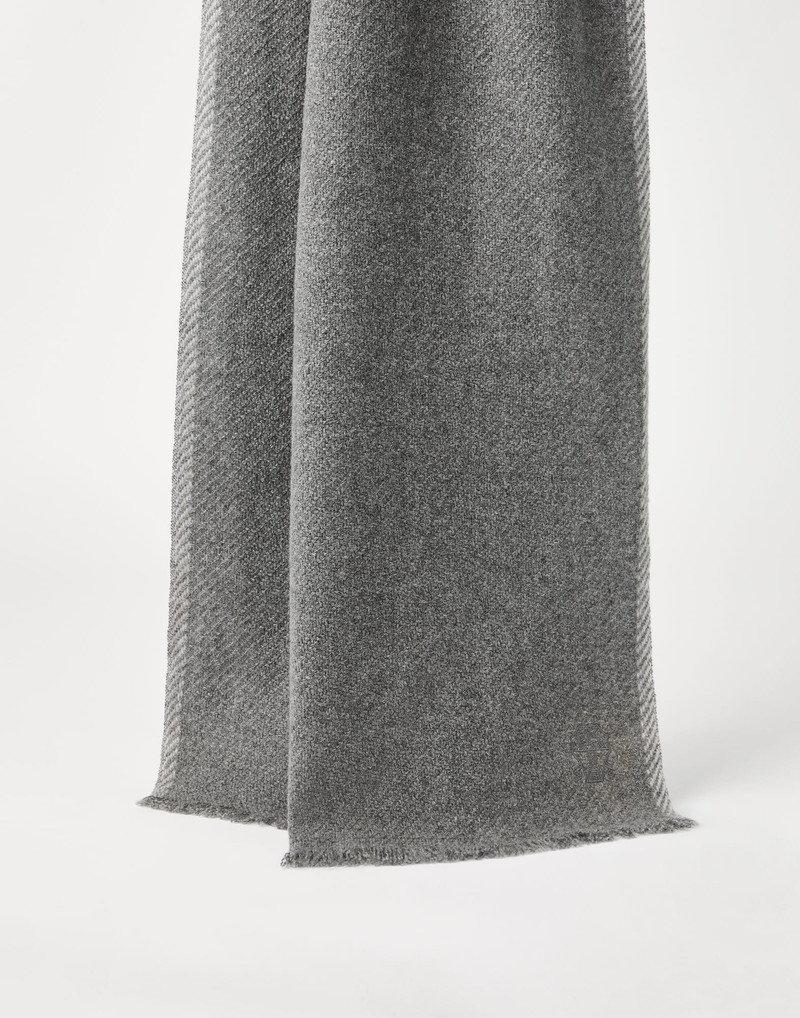 Cashmere scarf 1