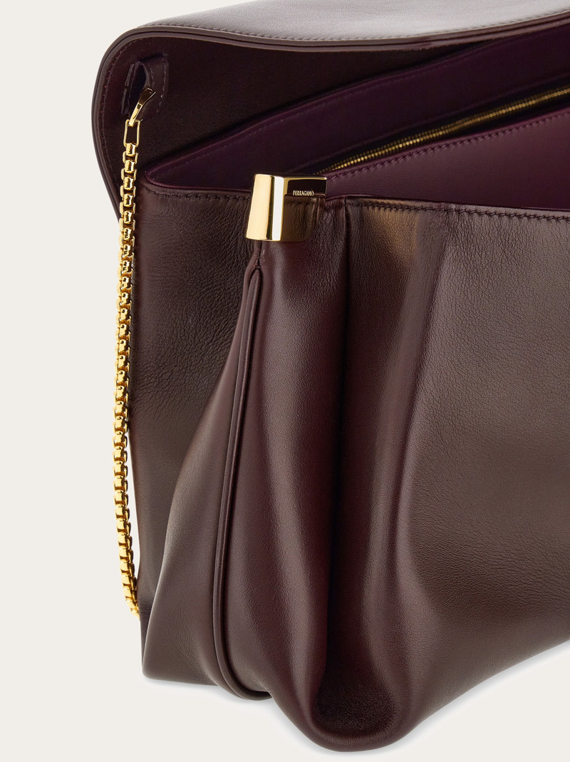 Front flap crossbody bag (L) 8