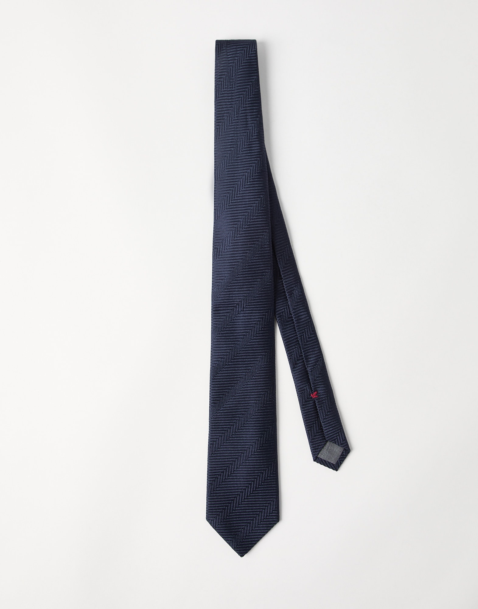 Silk chevron tie - 1
