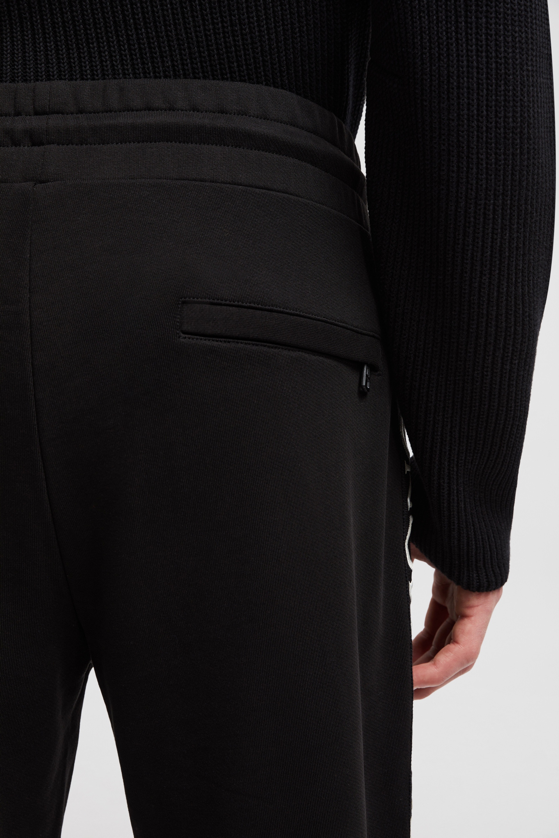 Logo Pants - 7
