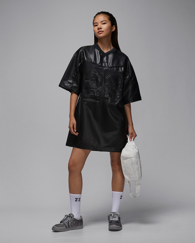 Air Jordan Women's Dress 6