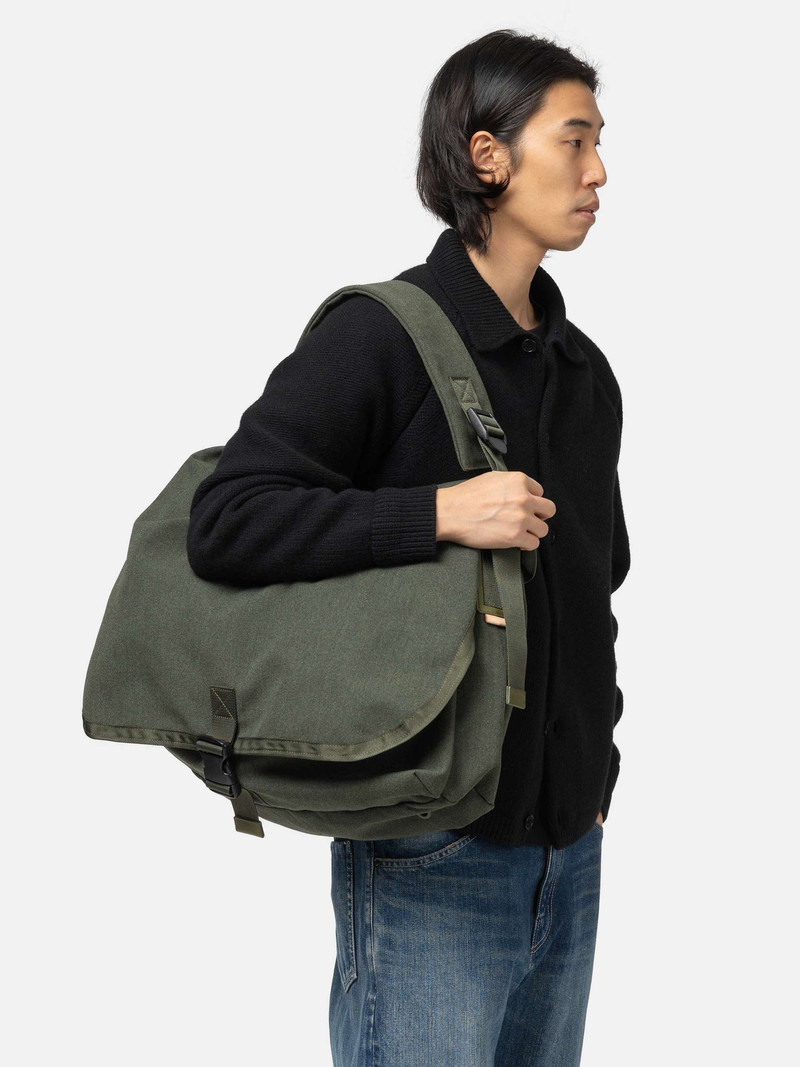 Hender Scheme Messenger Bag Large Khaki Olive outlook