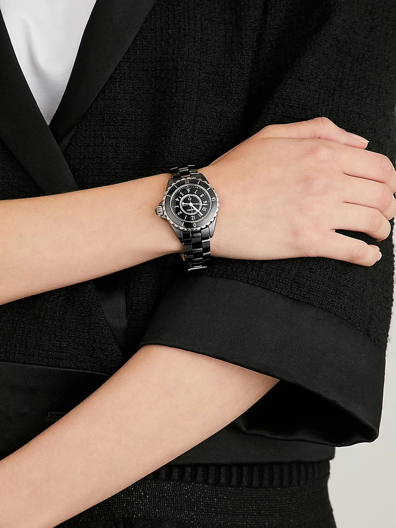 CHANEL H0682 J12 33mm high-tech ceramic and steel watch outlook