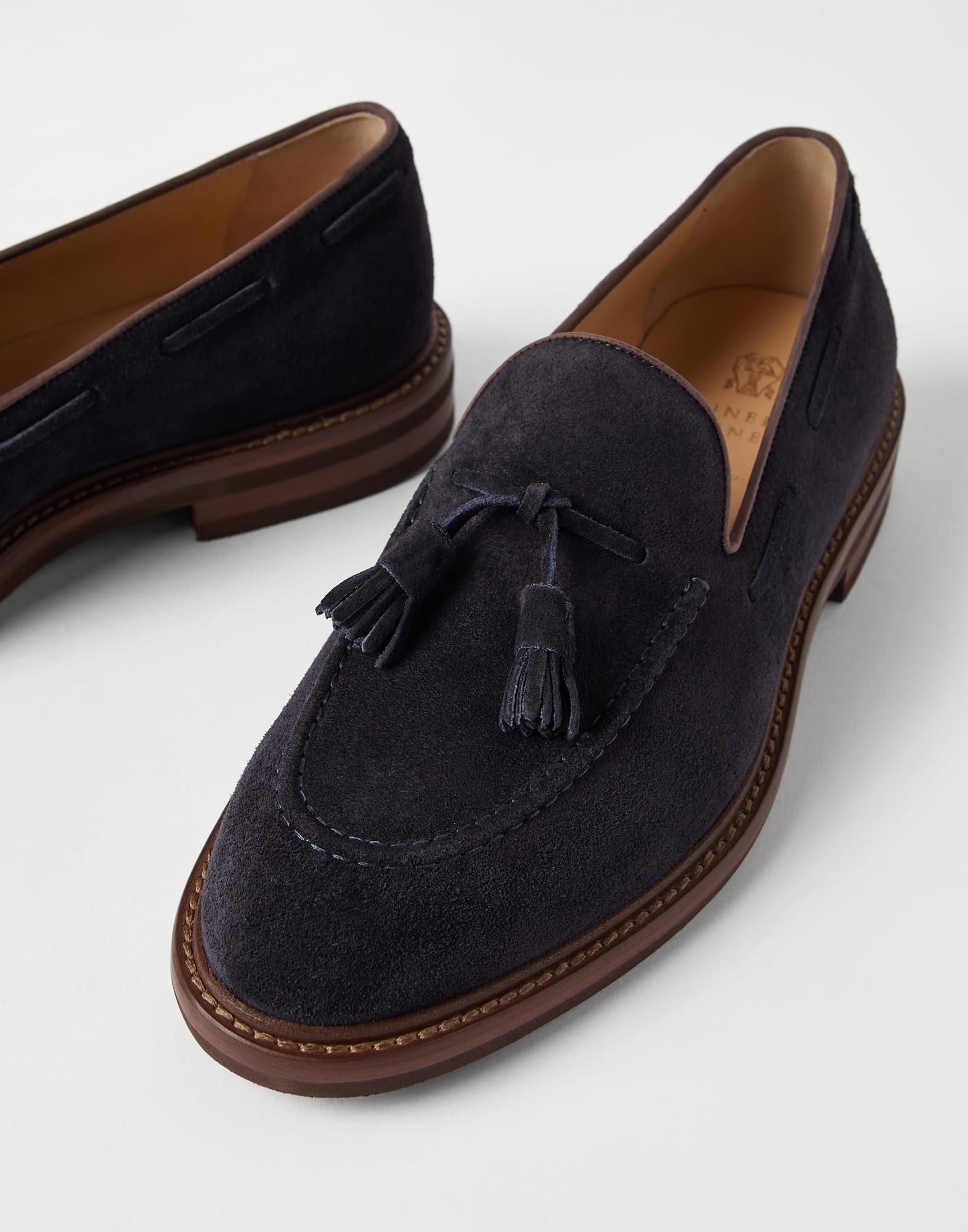Suede loafers with tassels - 3