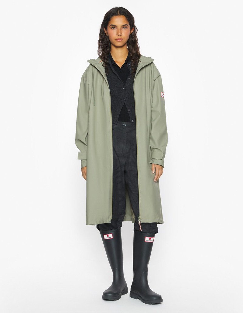 MAISON KITSUNE x HUNTER RAIN CLOAK 3