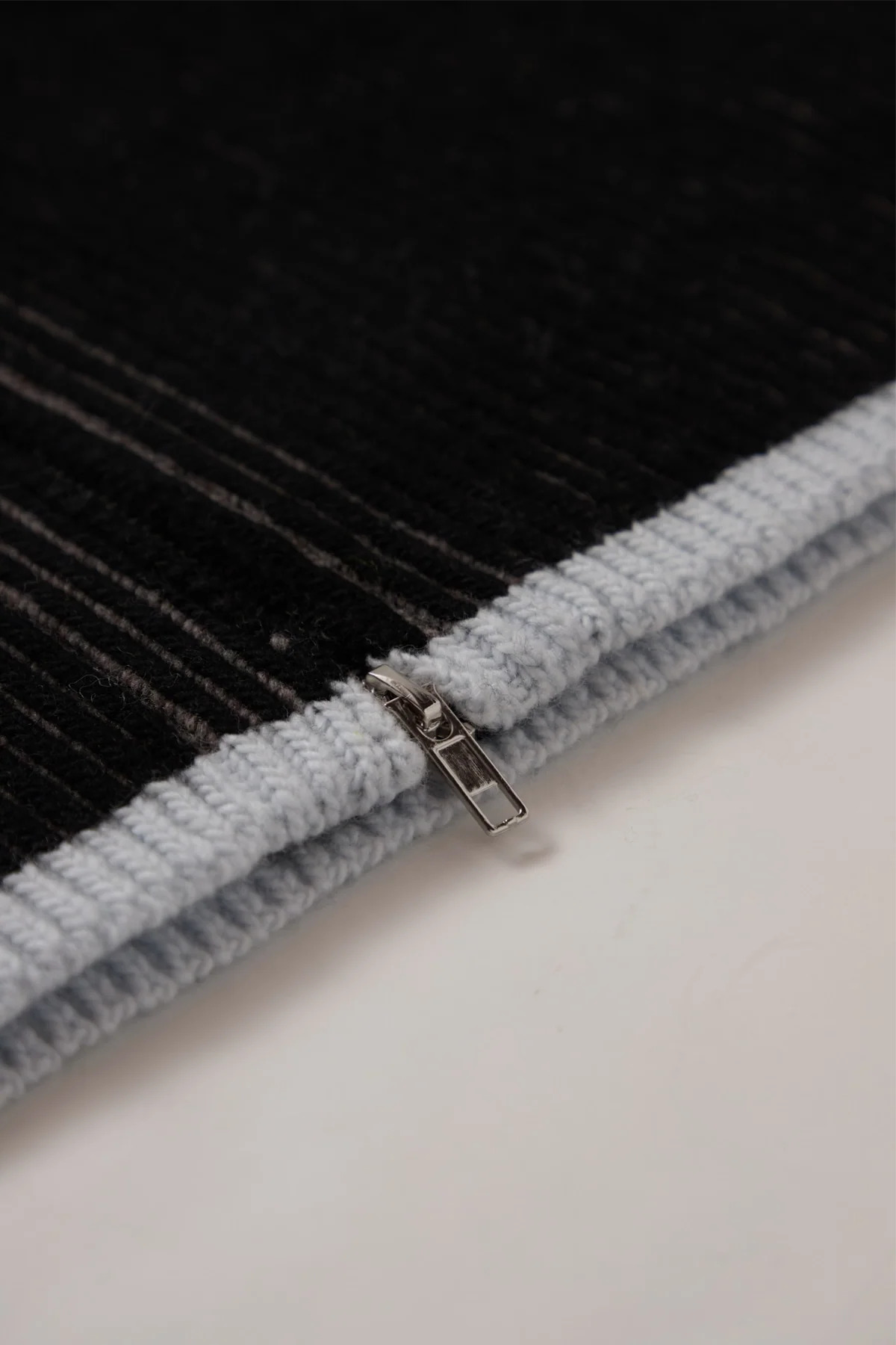 Eckhaus Latta Huddle Zip Sweater Blackbird - 5