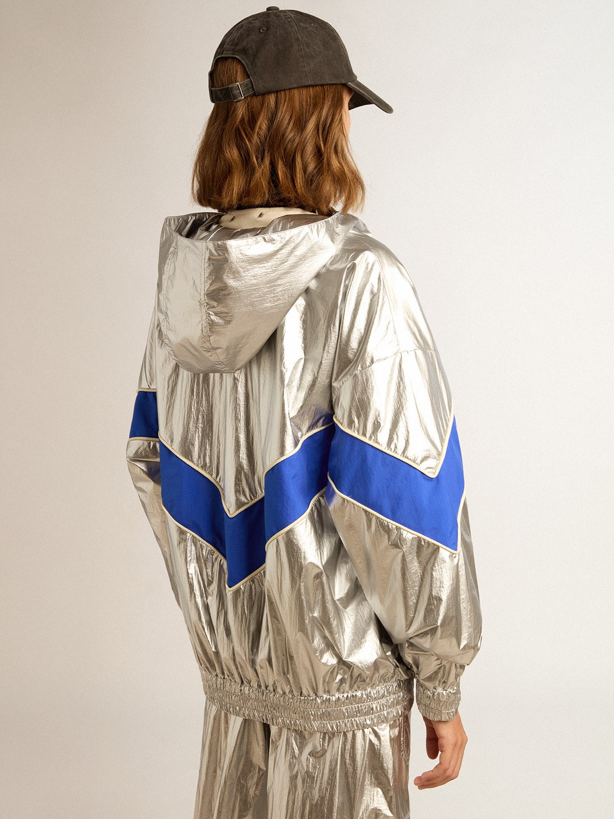 Women’s windcheater in silver technical fabric - 4