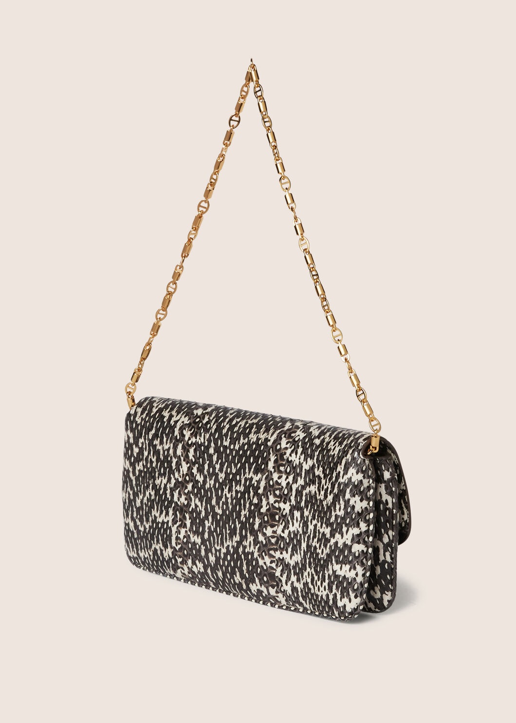 Medium Onde Clutch 2