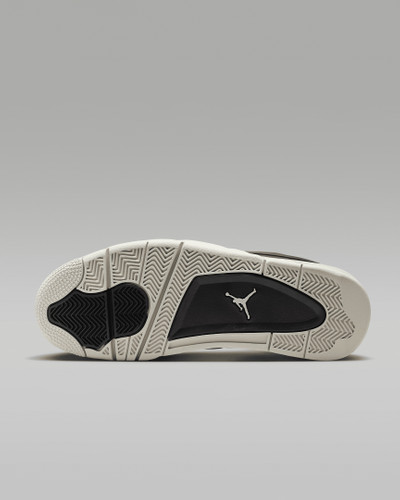 Jordan Air Jordan 4 RM Men's Shoes outlook