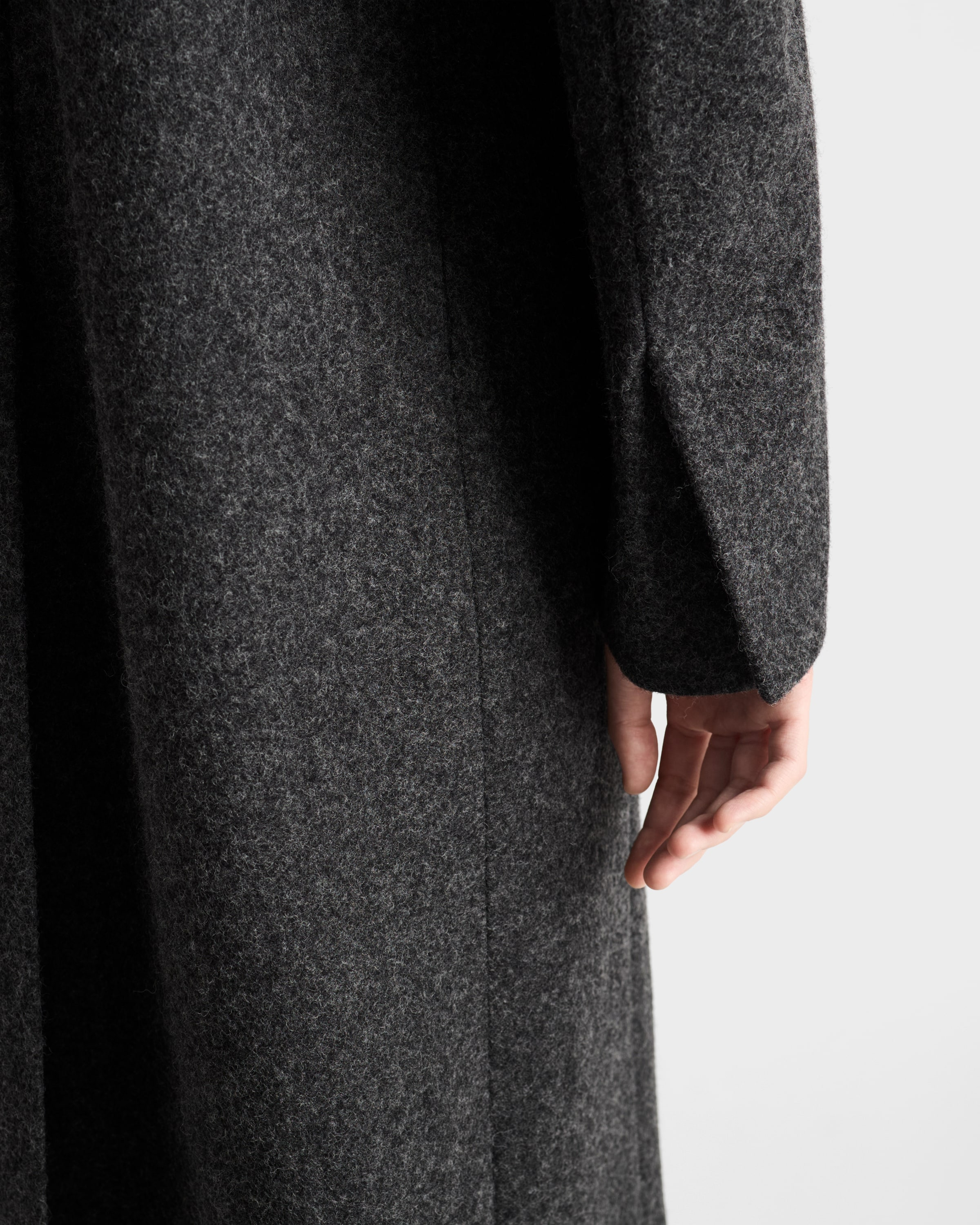 Shetland wool coat with jewel buttons - 4