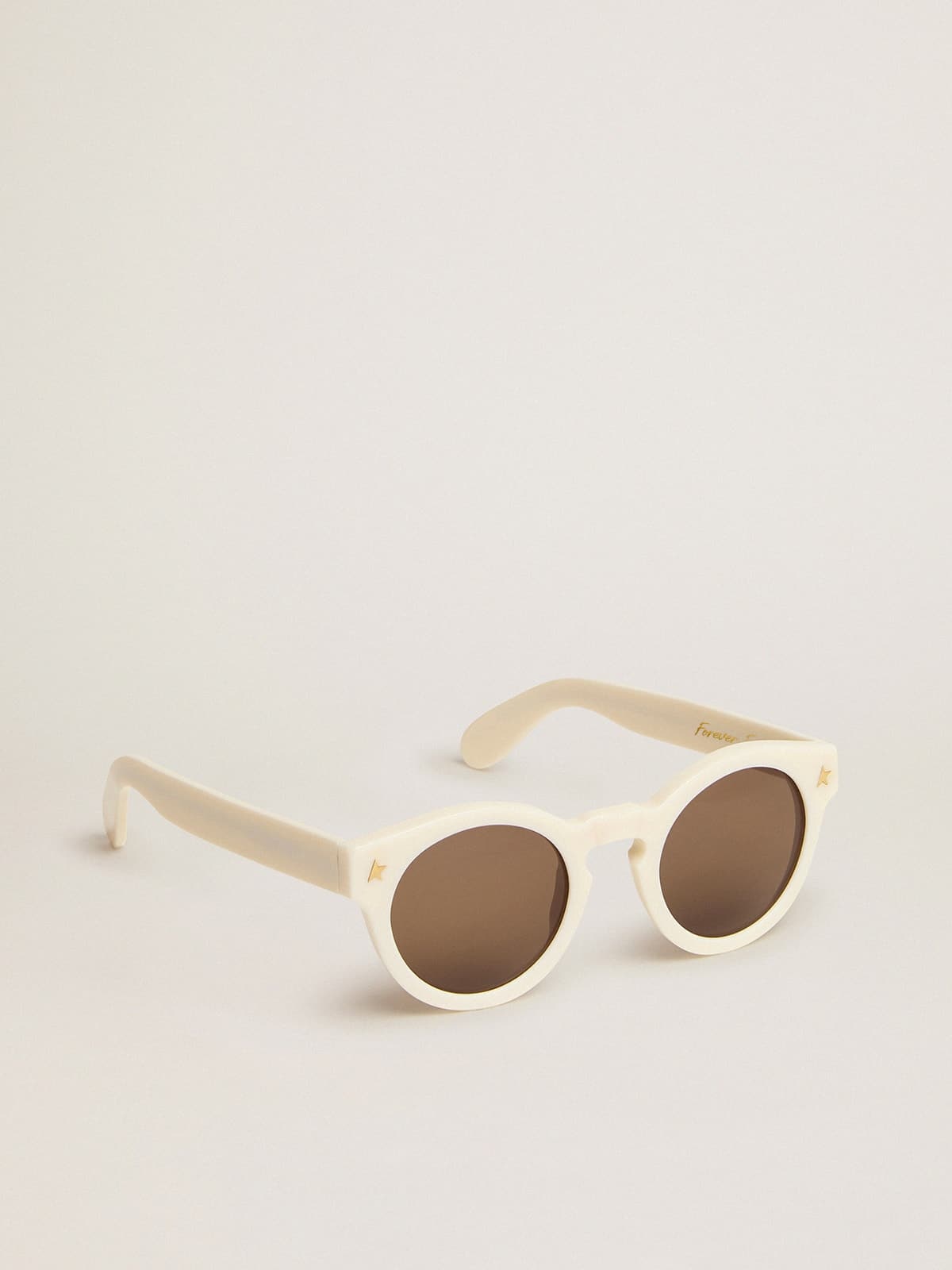 Sunglasses Panthos model with white frame and gold details - 1