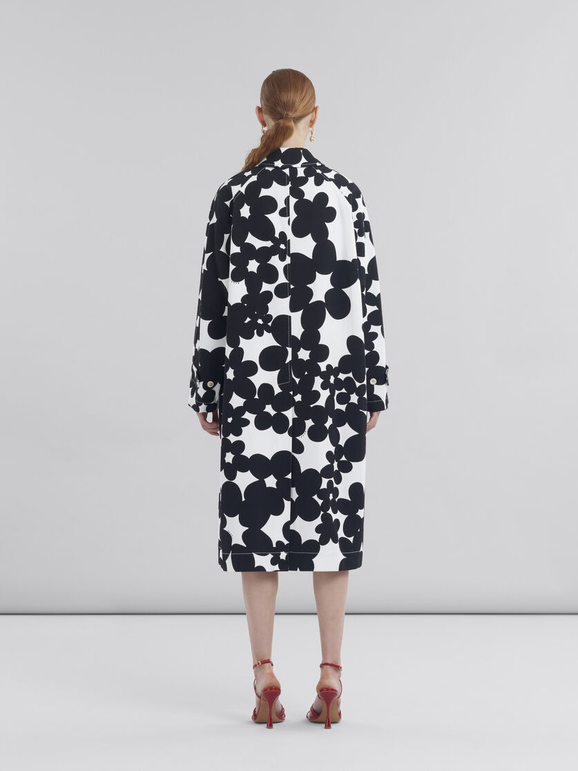 COTTON DUSTER COAT WITH BLACK AND WHITE DILLIES PRINT - 3