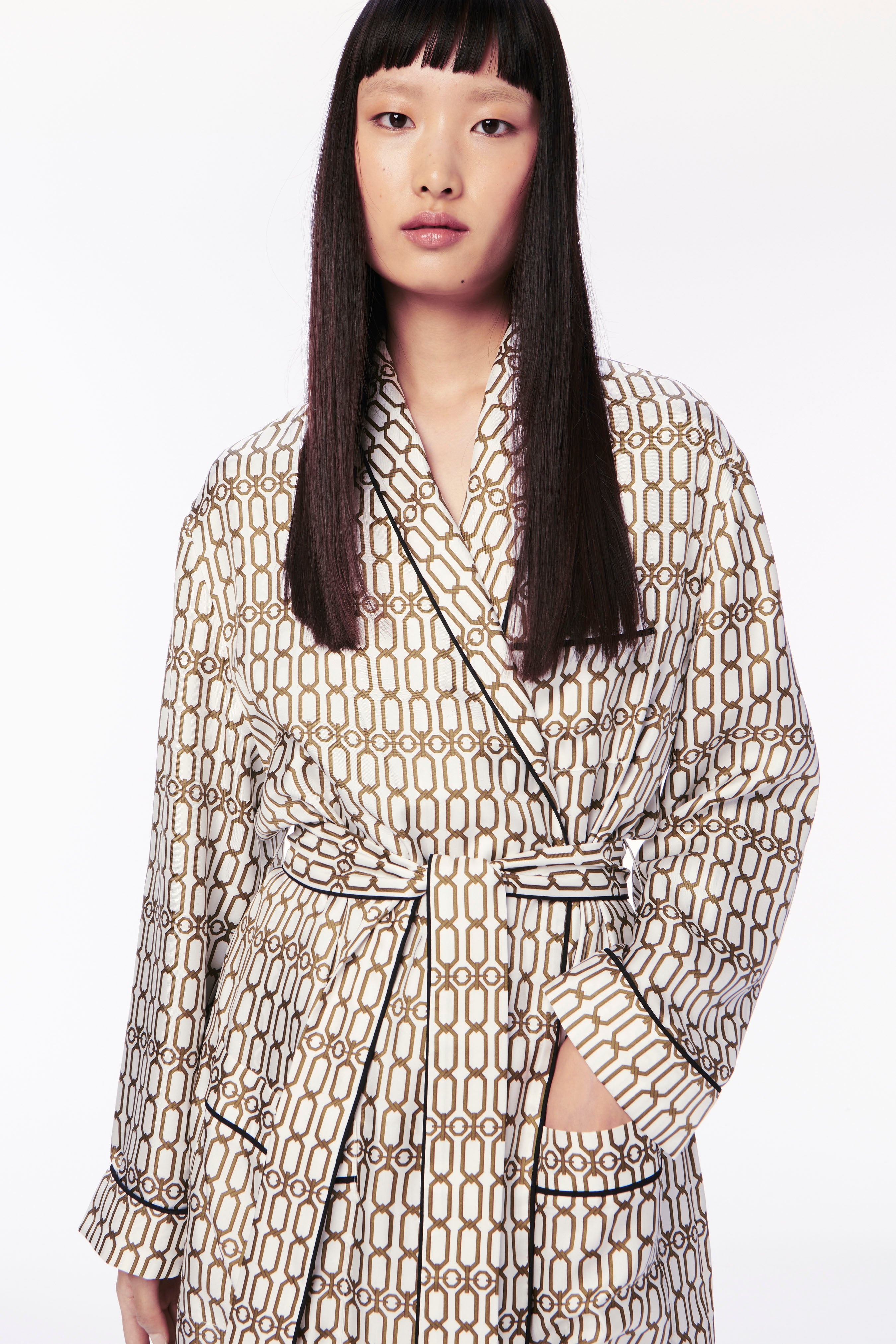 Chain Print Robe in Ivory - 3