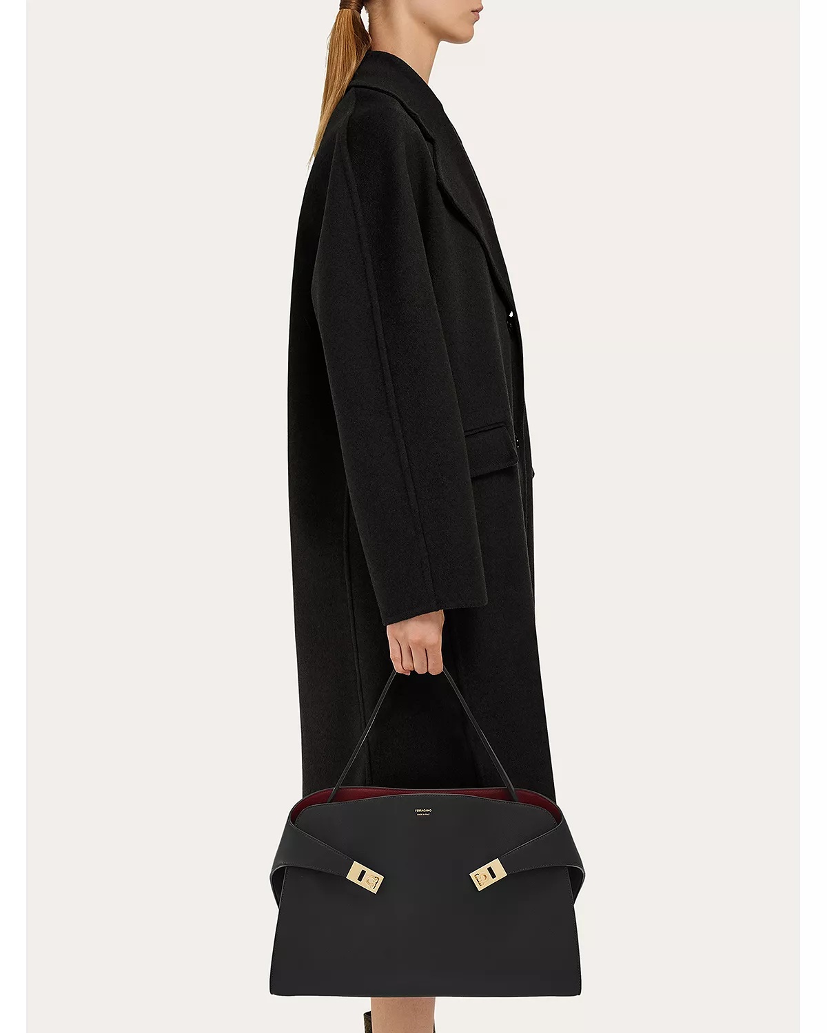 Hug Bicolor Handbag - 2