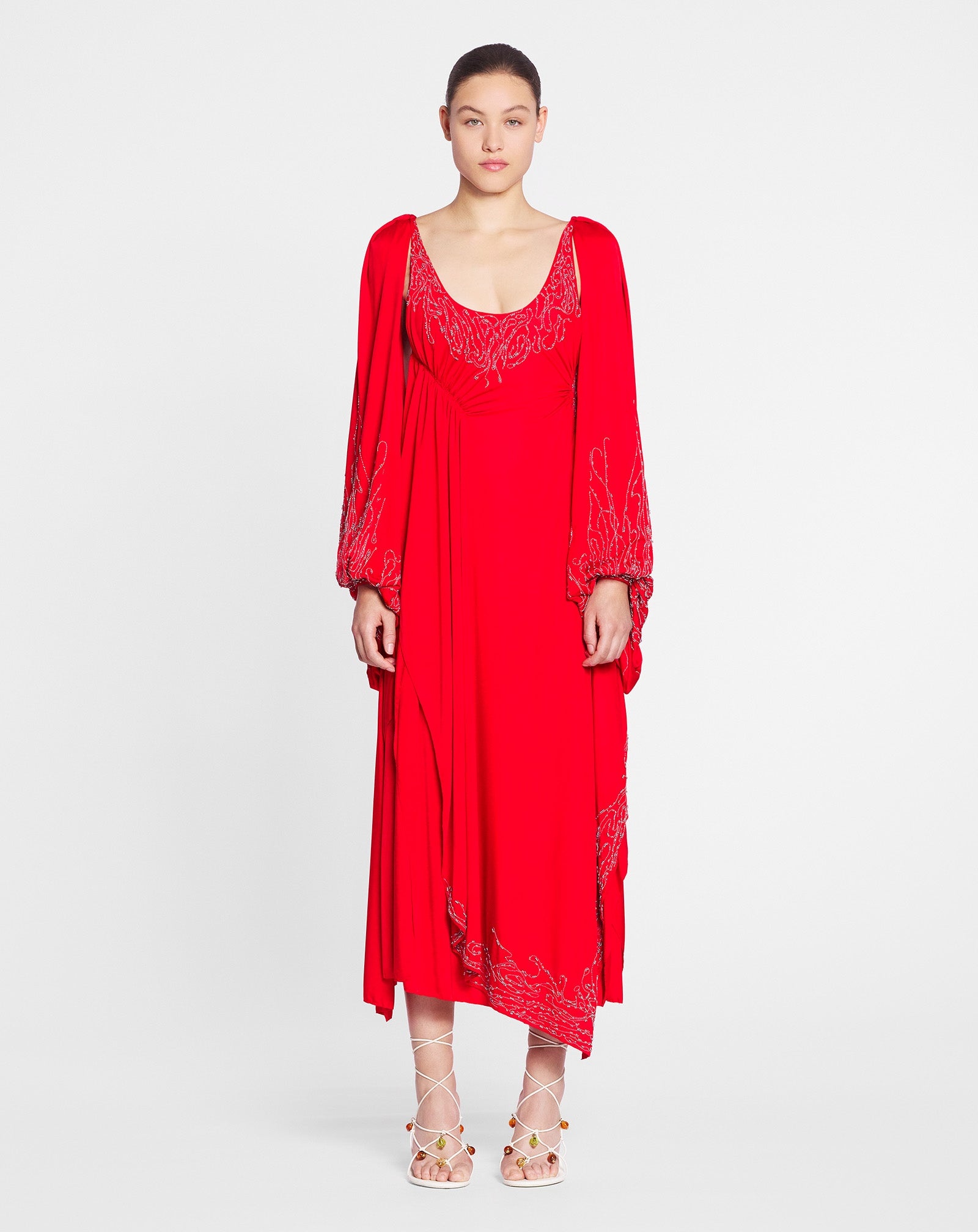 EMBROIDERED DRESS WITH AN OPENING - 2